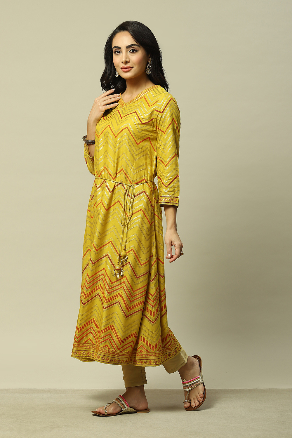 Lime Green LIVA Straight Printed Kurta image number 2