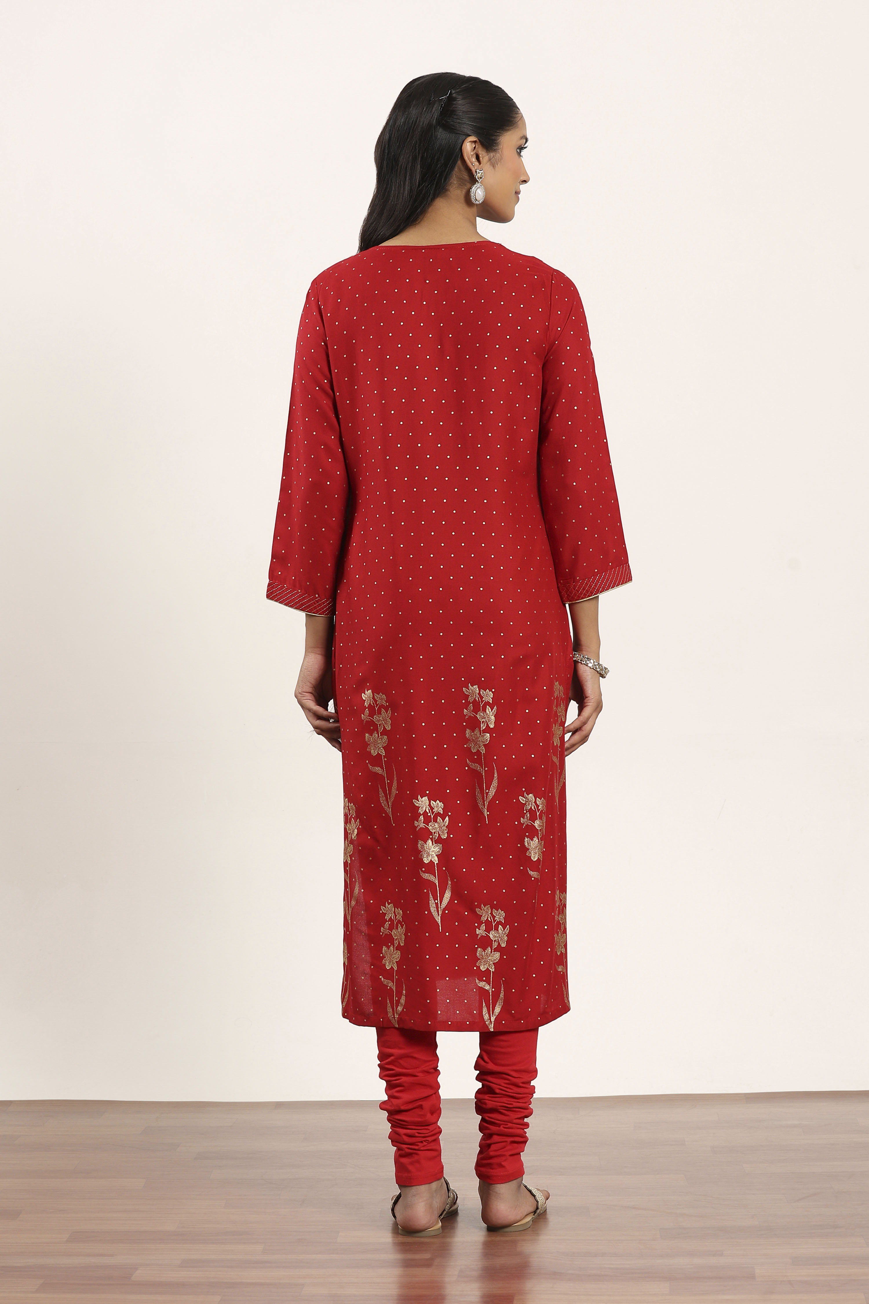 Red Viscose Rayon Straight Kurta Pants Set image number 4