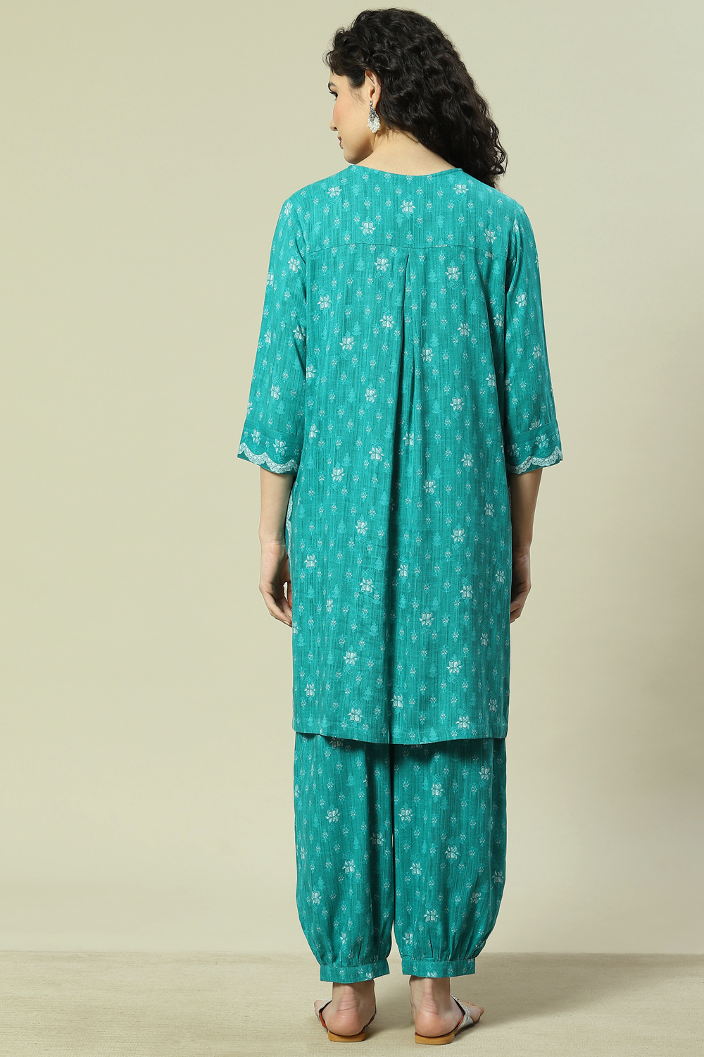 Green LIVA Woven Straight Kurta Suit Set image number 4