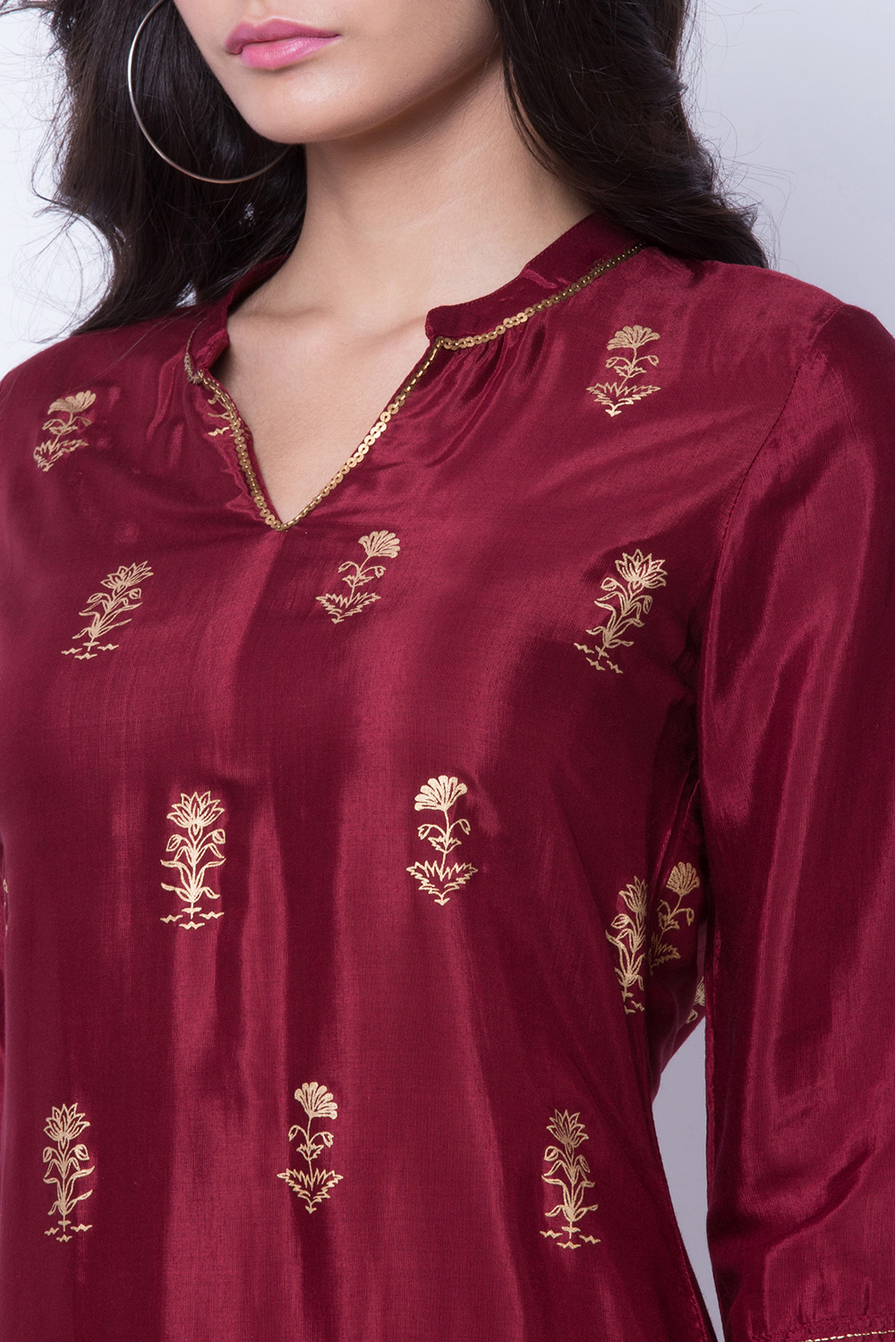 Maroon Shantoon Straight Kurta image number 1