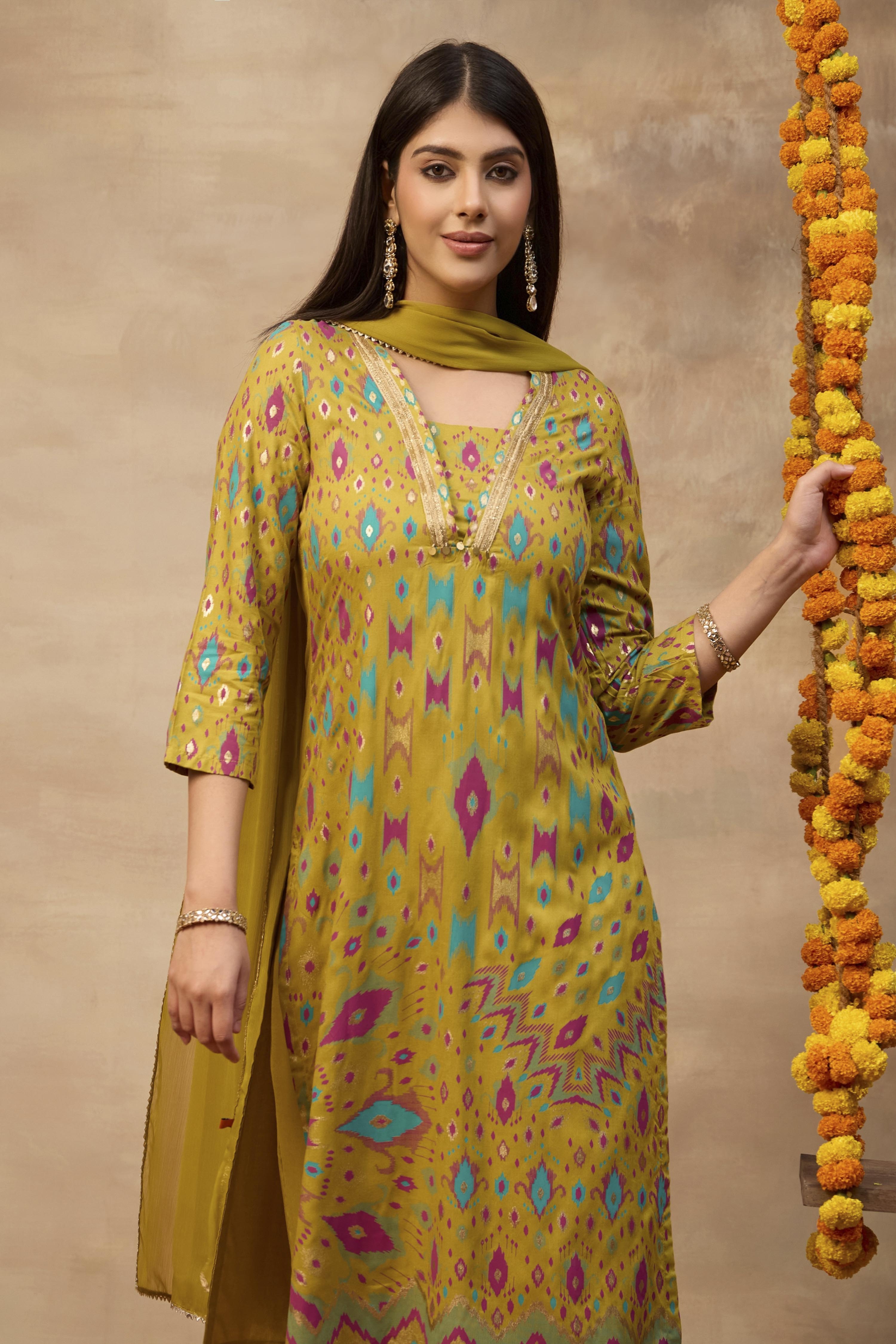 Fuschia Viscose Rayon Straight Printed Suit Set image number 1