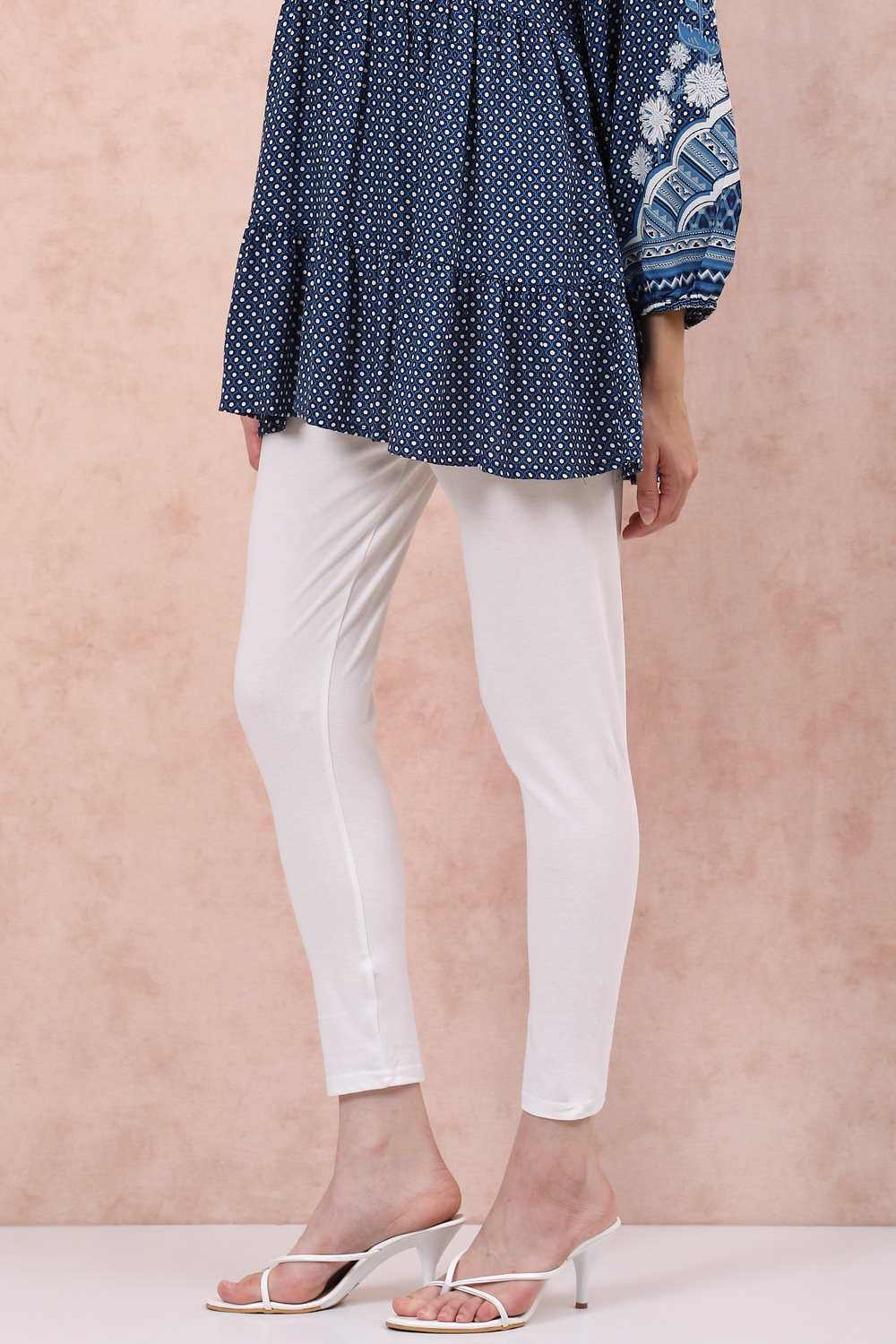 Off White Cotton Leggings image number 3