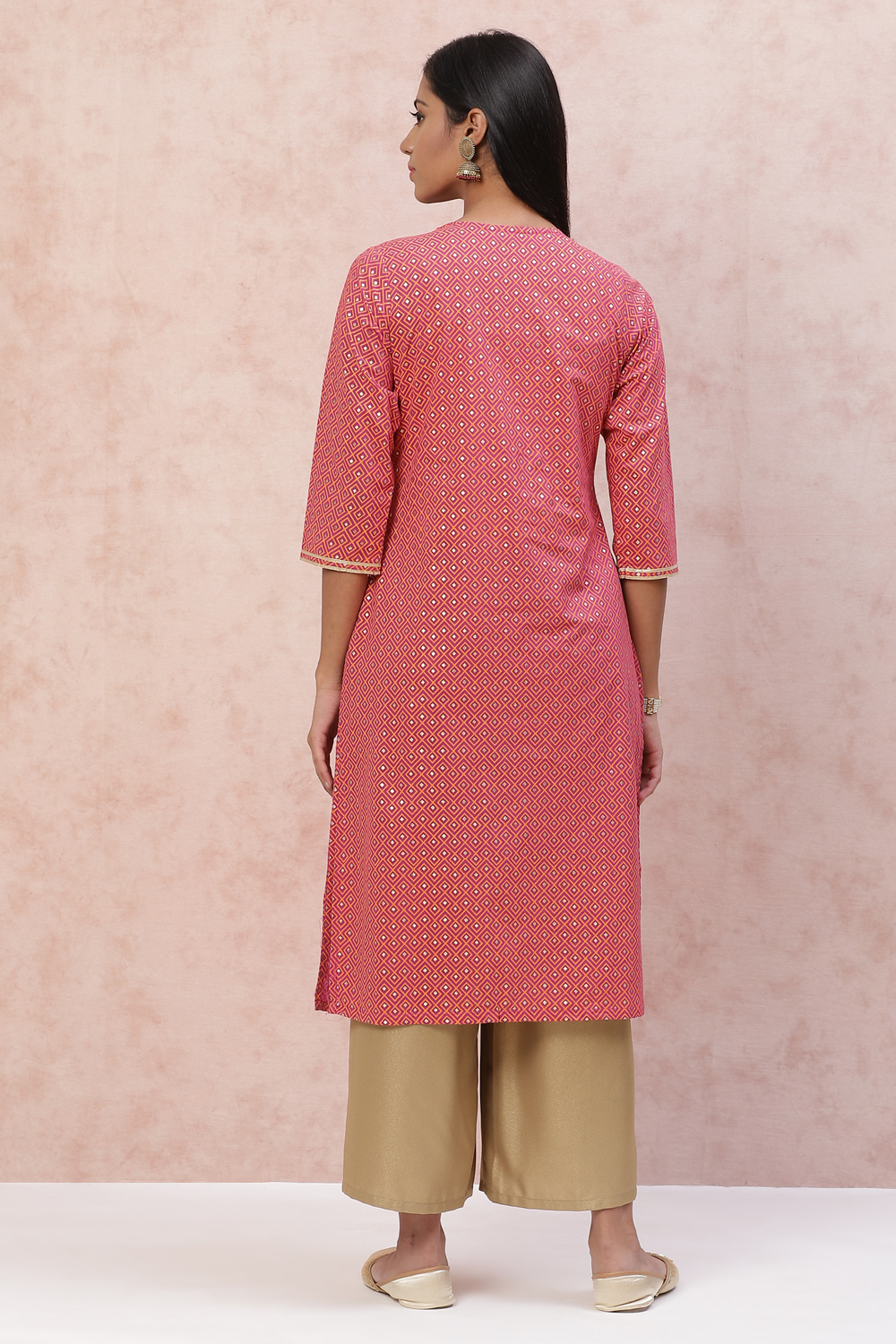 Magenta Cambric Cotton Straight Kurta image number 4