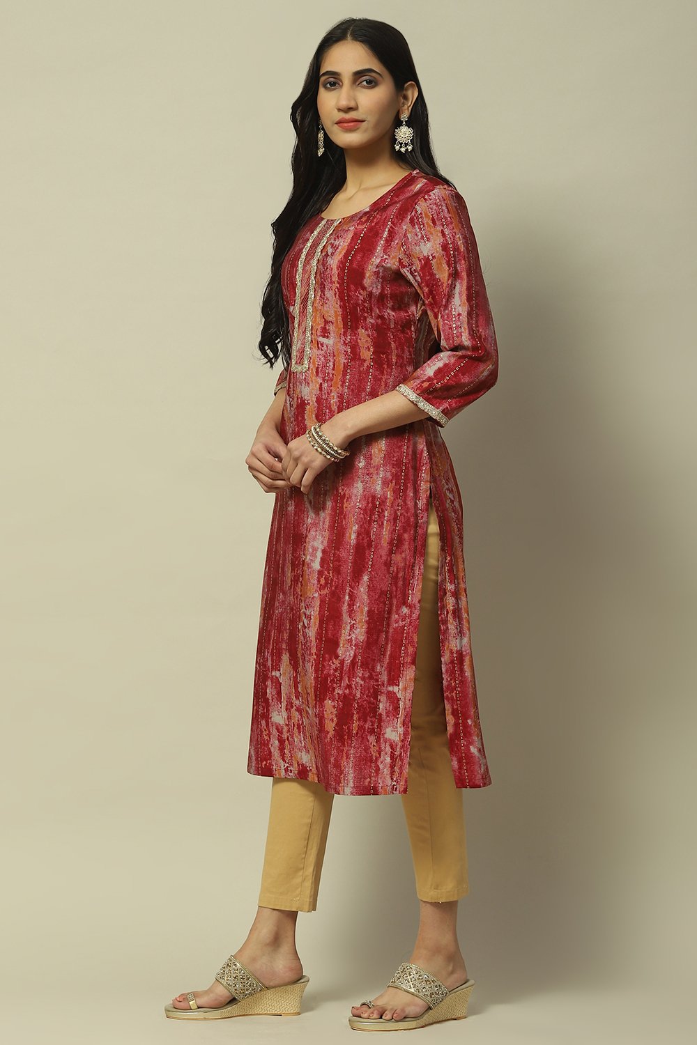 Maroon Viscose Blend Staight Kurta image number 2