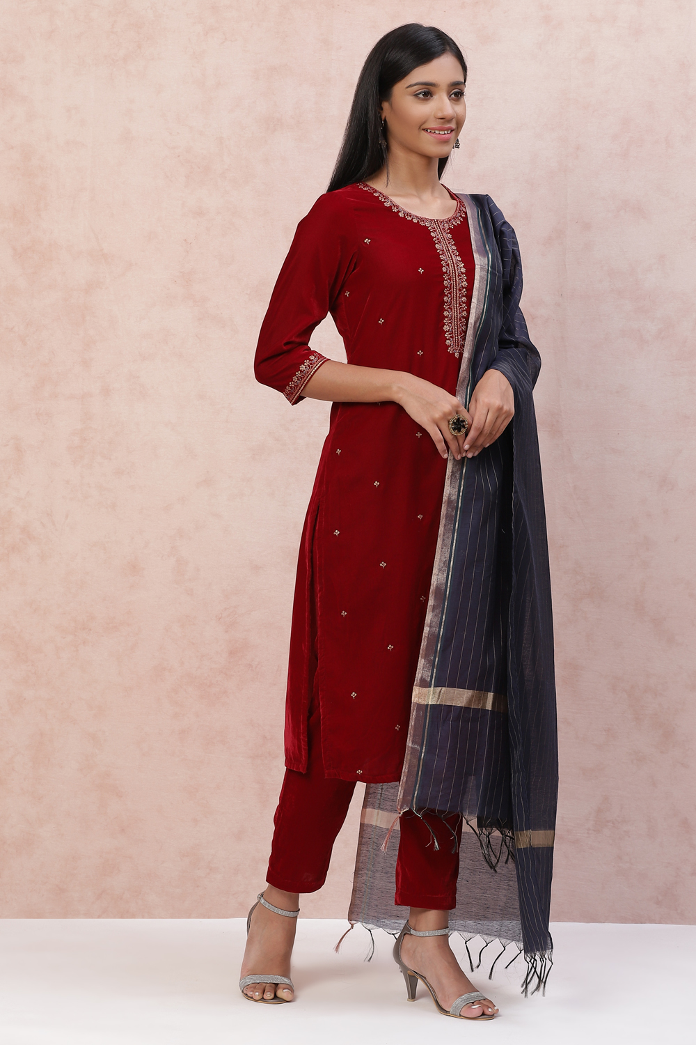 Maroon Velvet Straight Suit Set image number 6