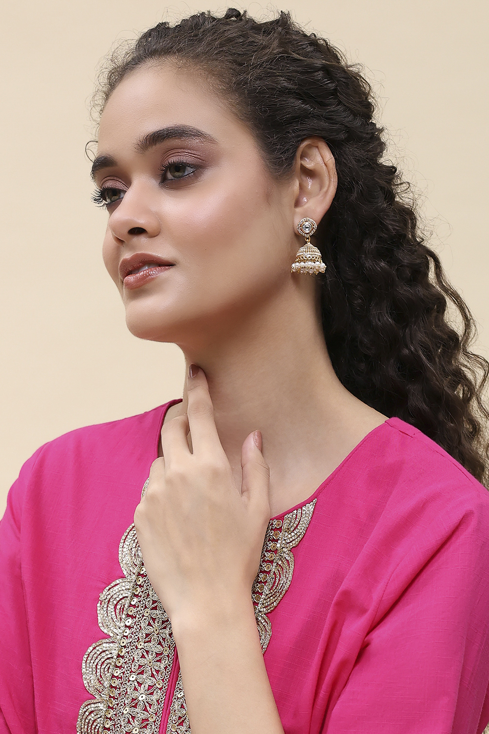 Gold Alloy Jhumka image number 3