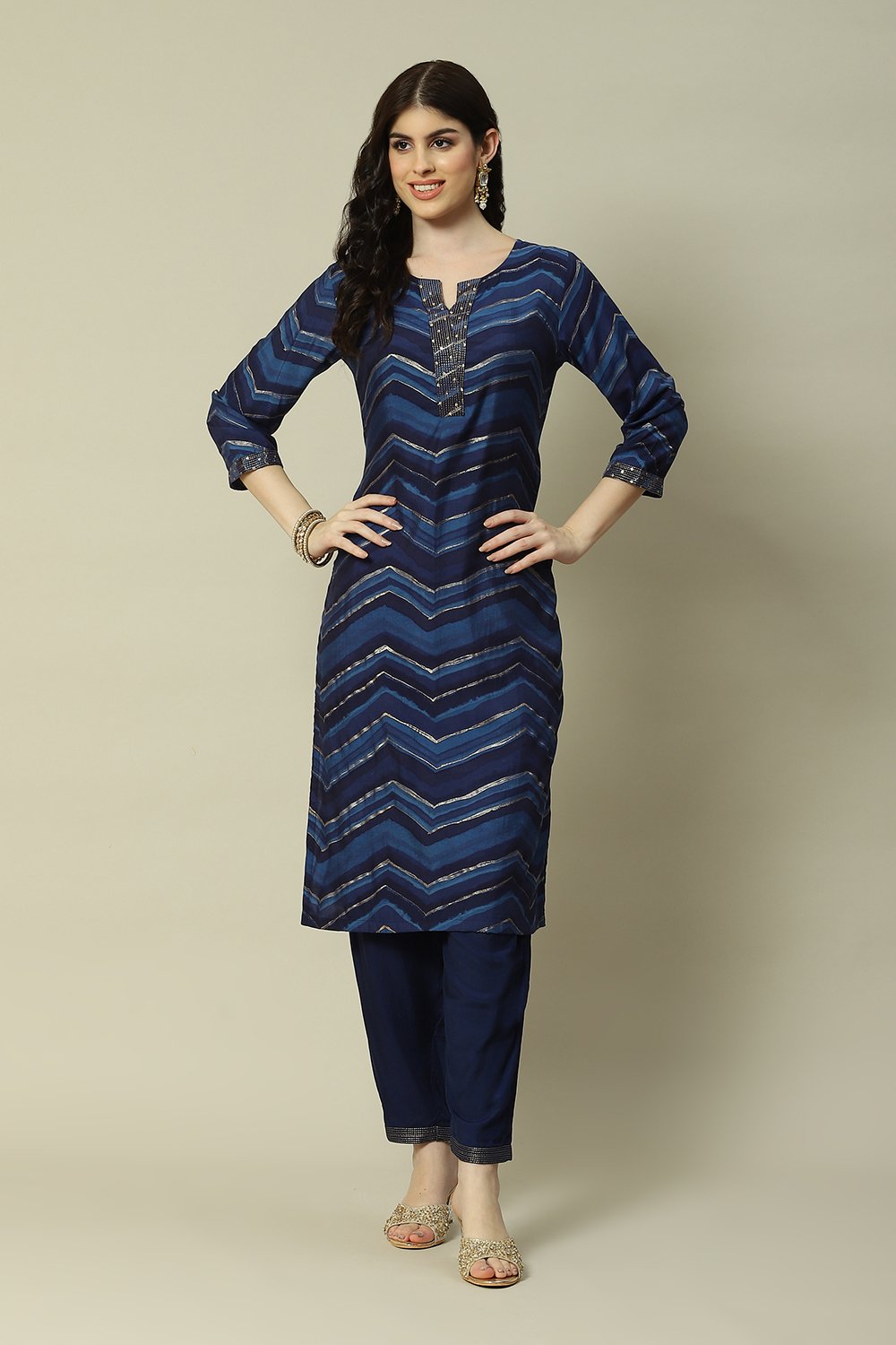 Green LIVA Straight Printed Kurta Palazzo Suit Set image number 6