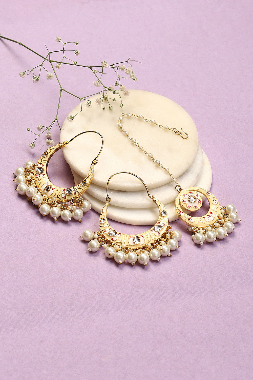 Cream Brass Earrings image number 0