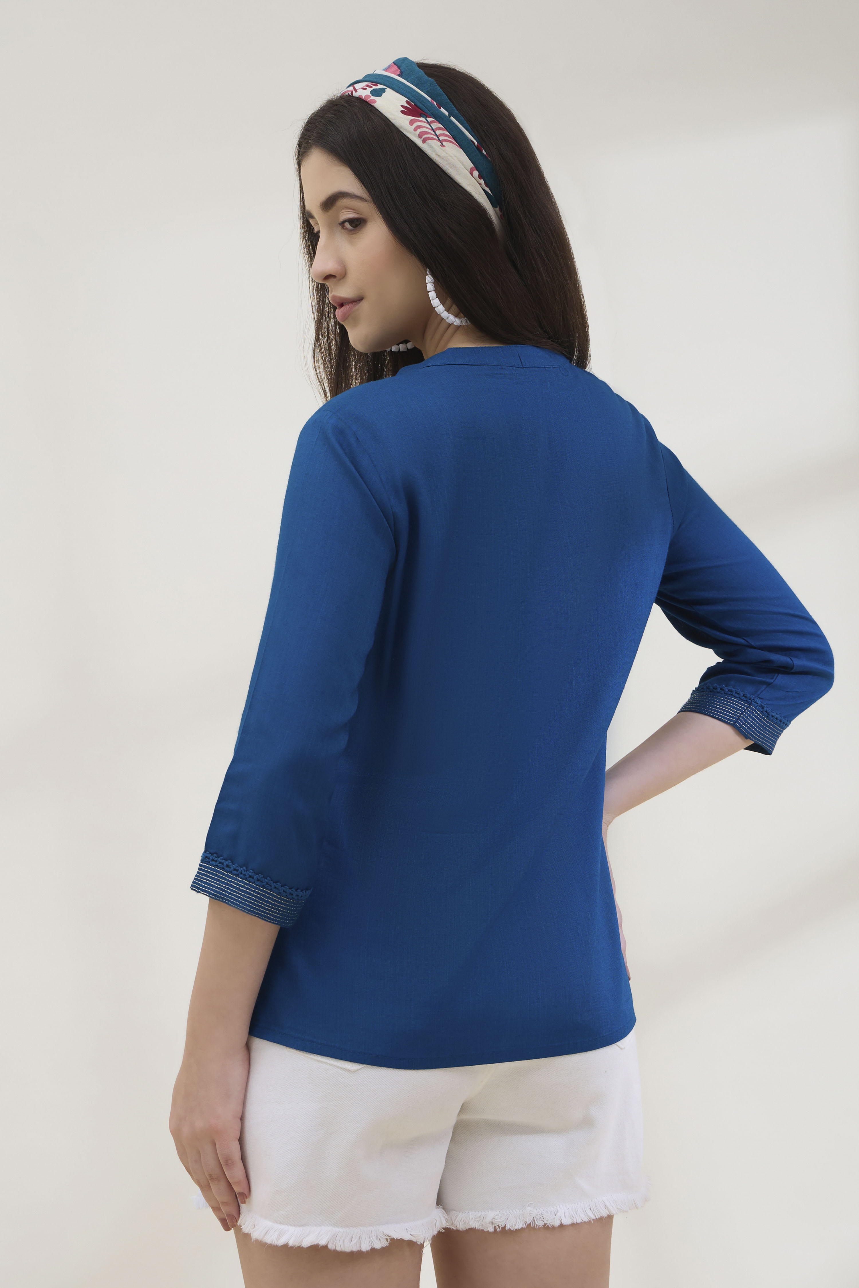 Blue Viscose Rayon Straight Solid Top image number 4