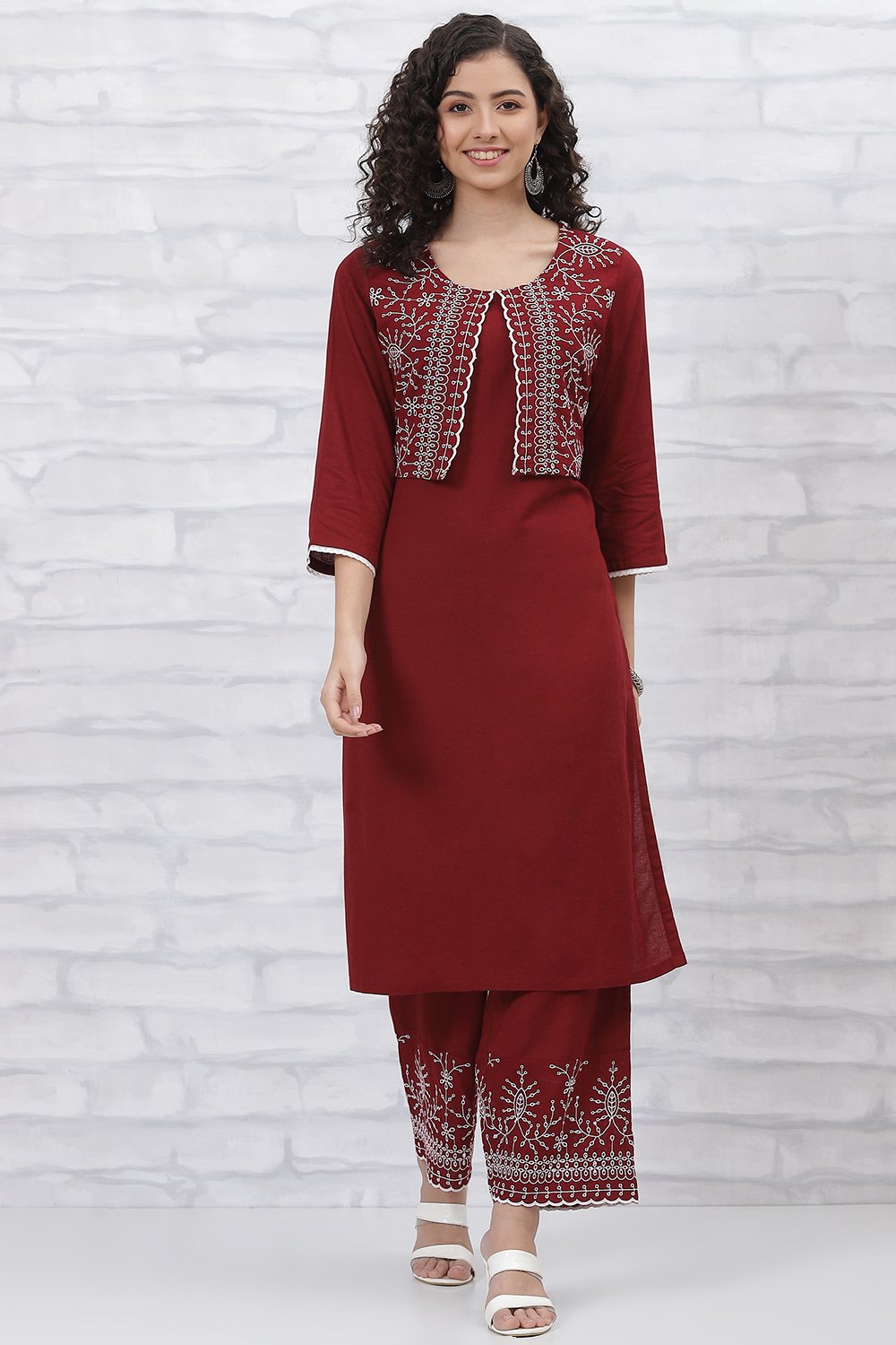 Red LIVA Schiffli Kurta Pants Set image number 0