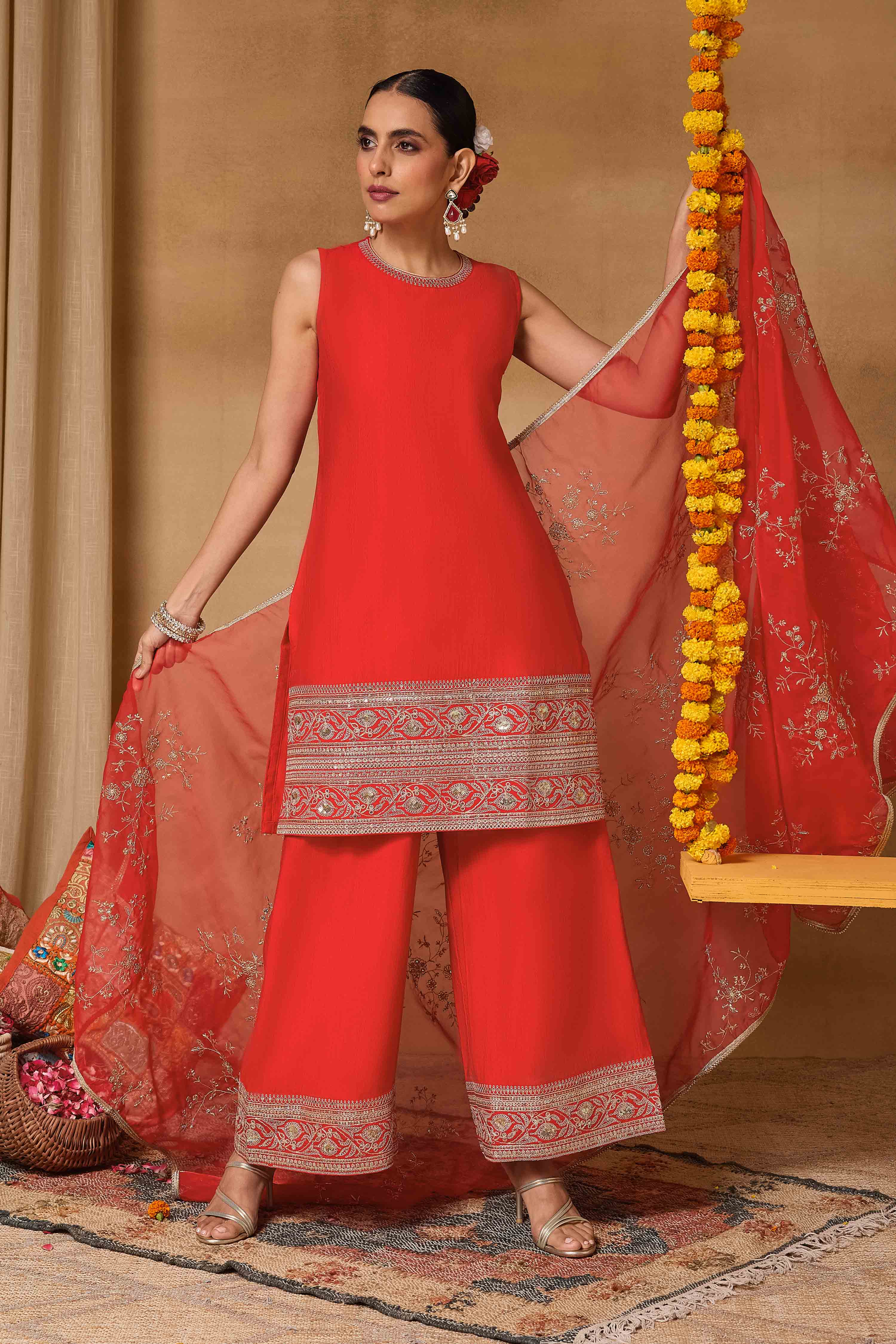 Pink Viscose Blend Straight Solid Suit Set image number 0