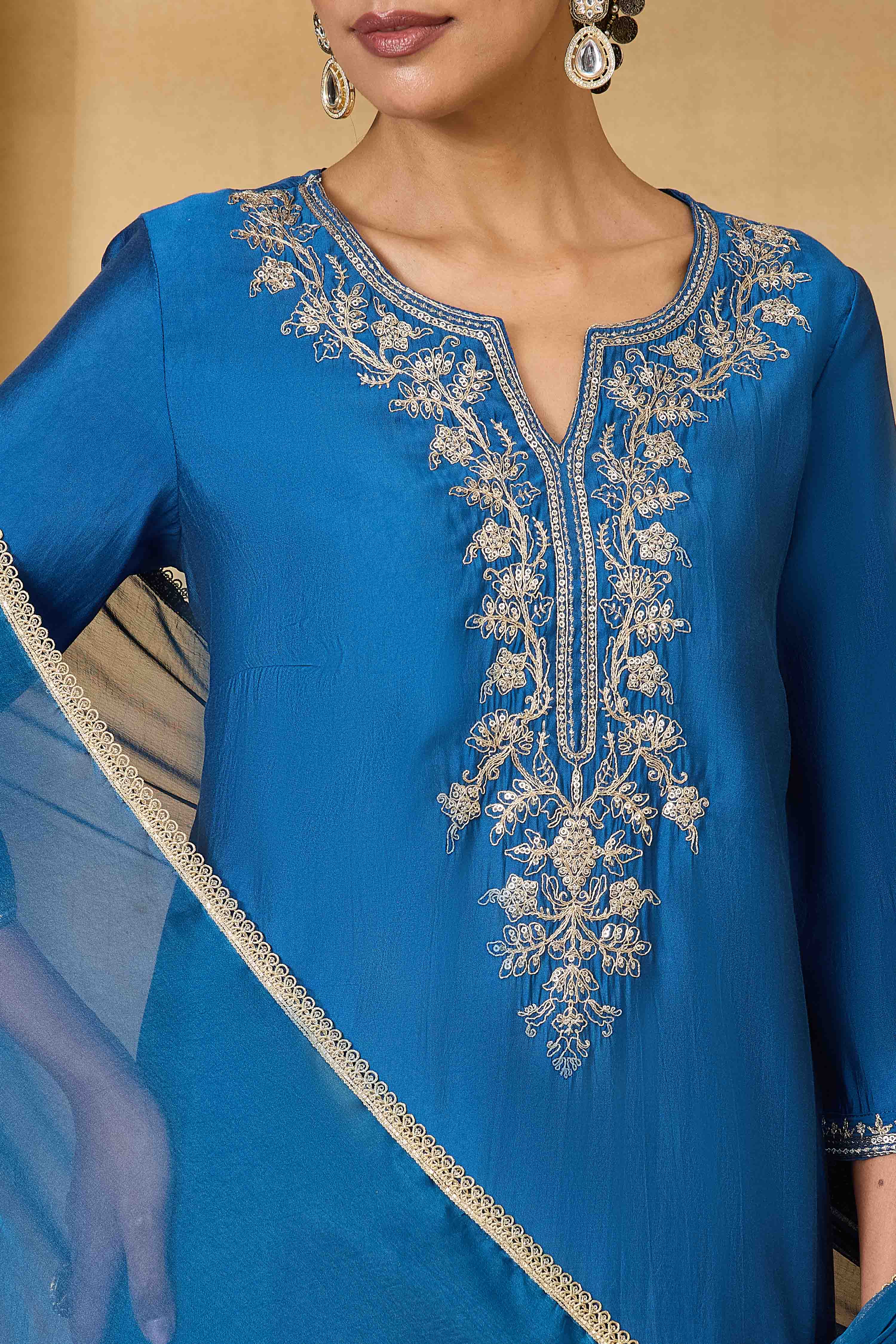 Red Viscose Blend Straight Solid Suit Set image number 1