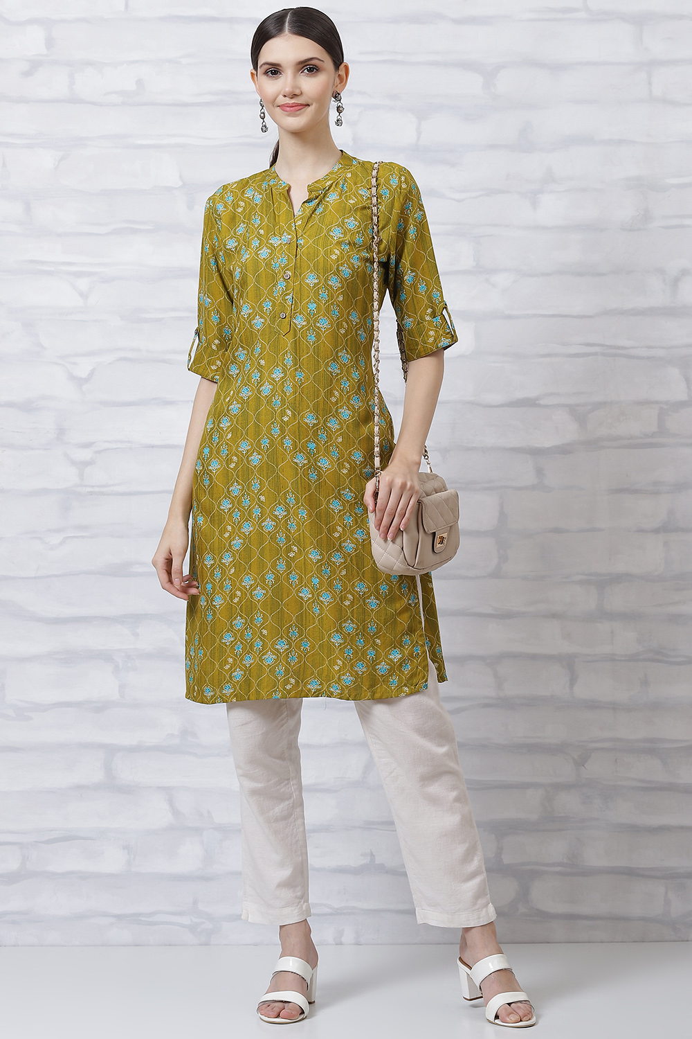 Off White LIVA Straight Kurta image number 5