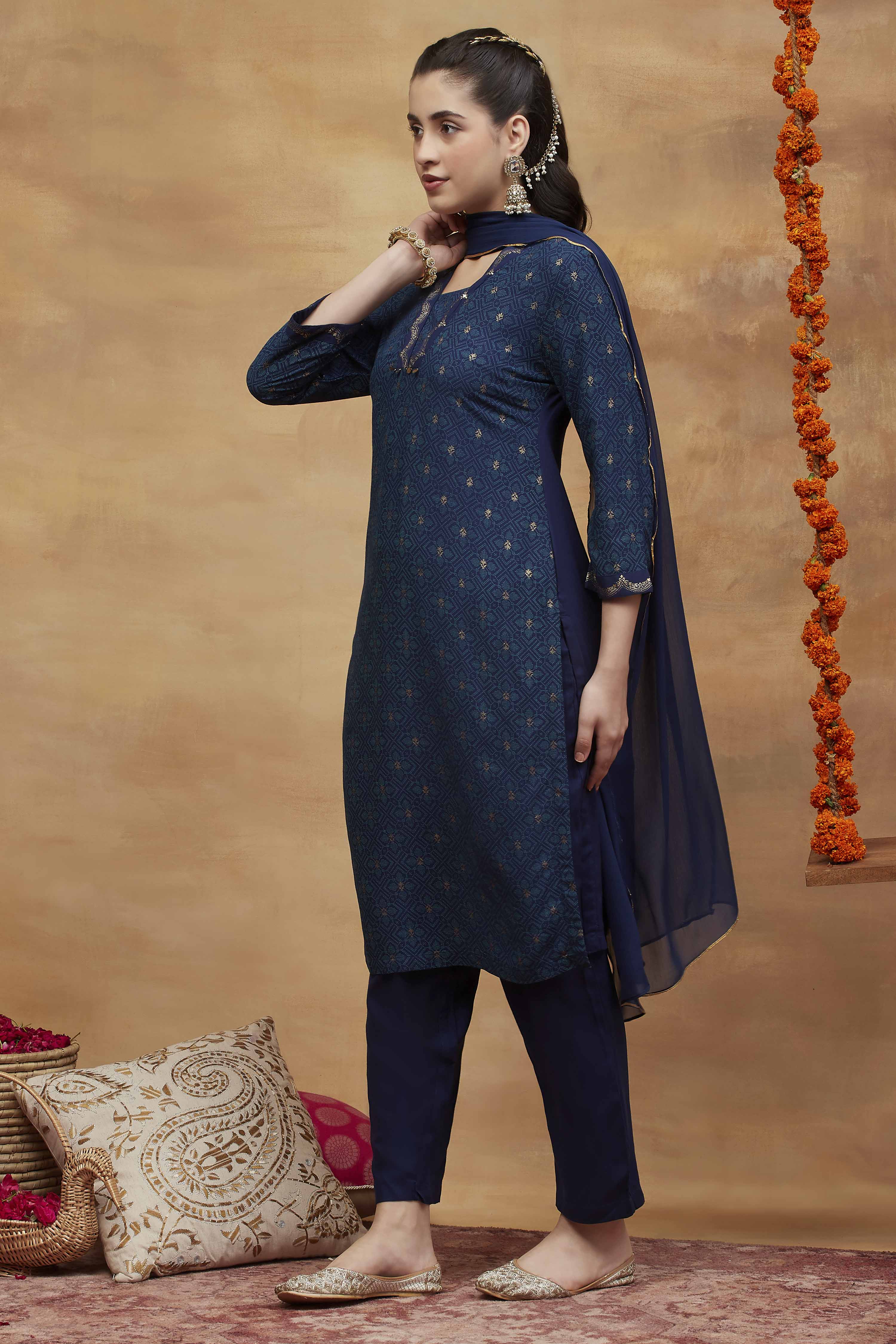 Blue Viscose Rayon Straight Printed Suit Set image number 3