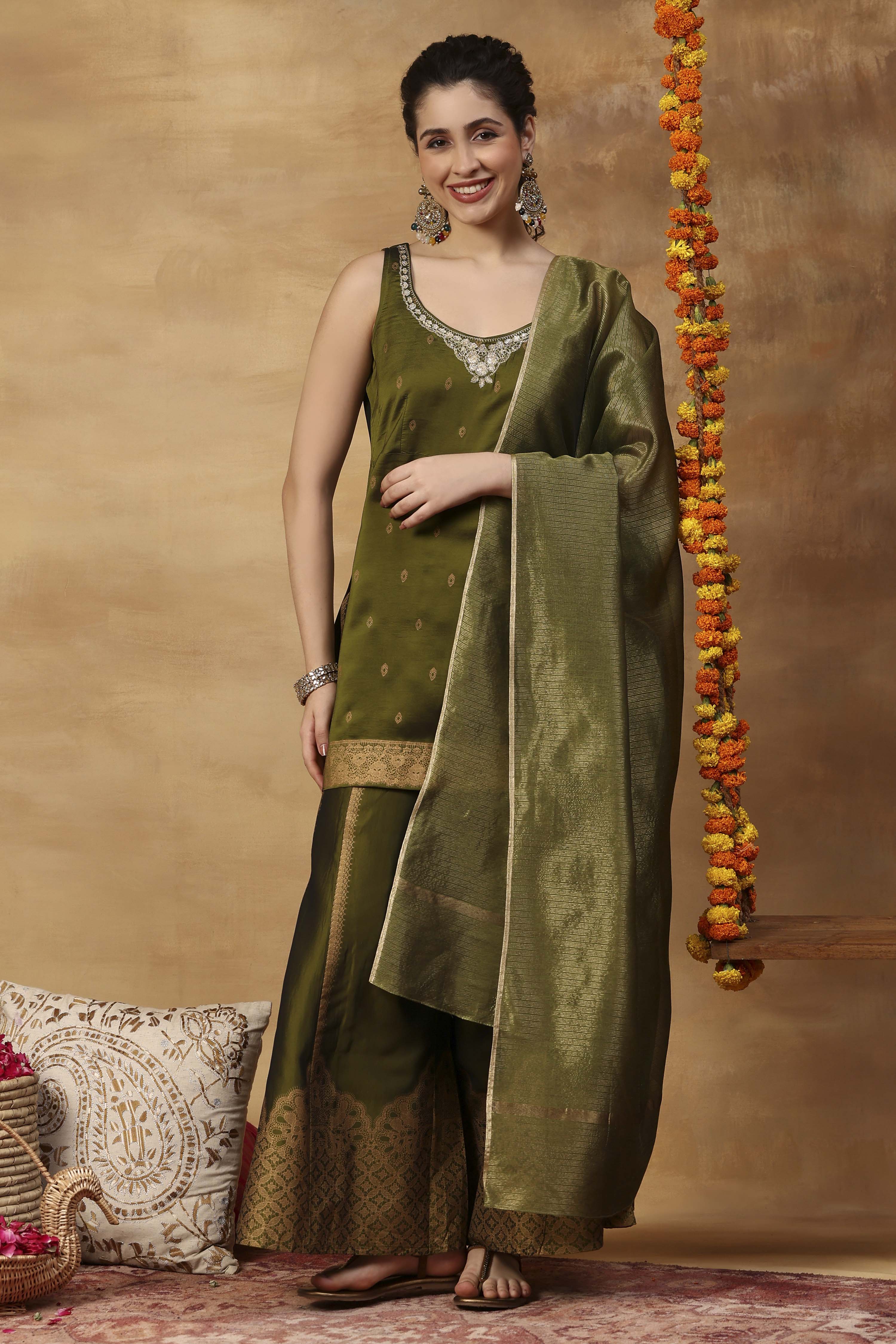 Green Printed Straight Kurta Set image number 6