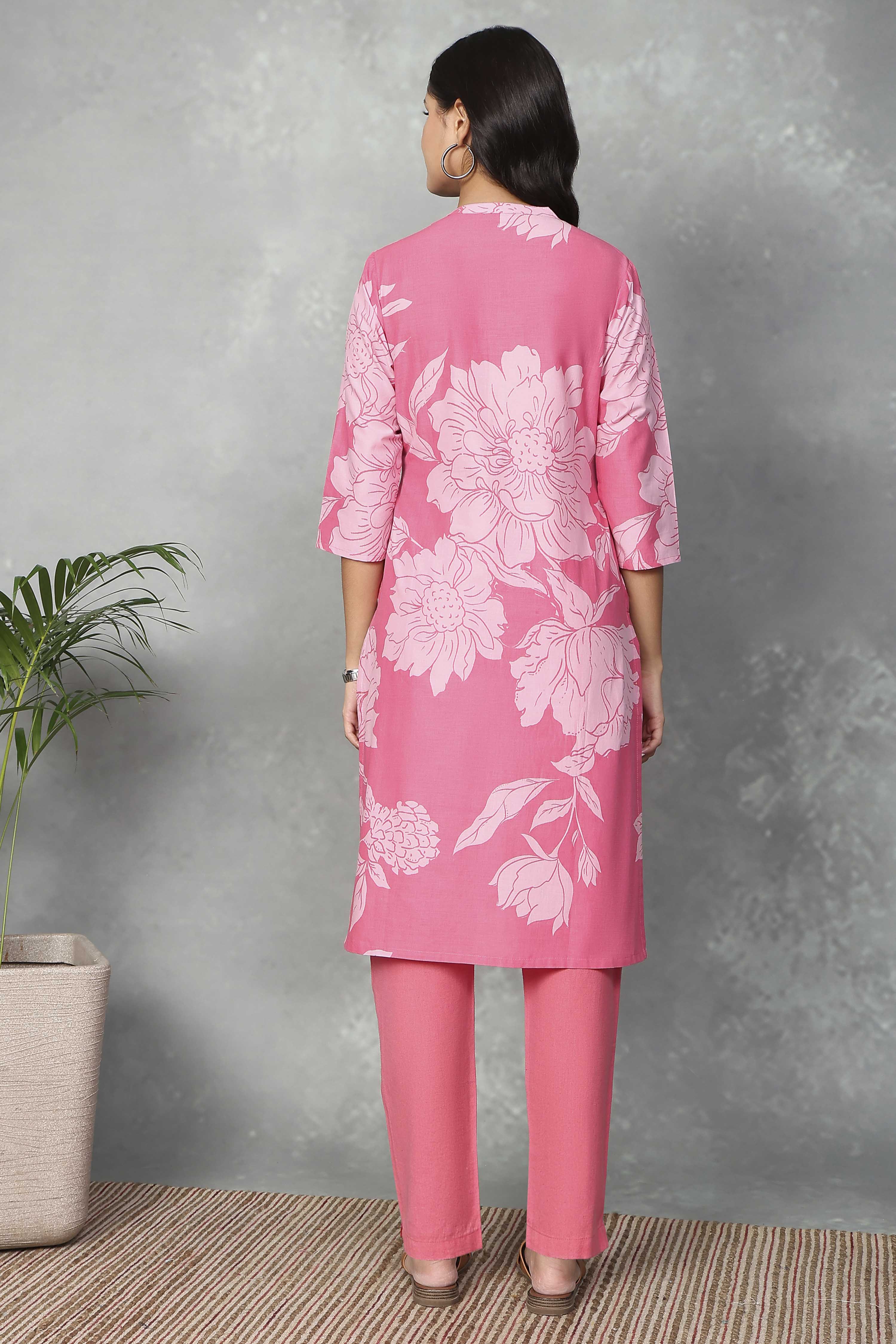 Blue Cotton Straight Kurtas image number 3