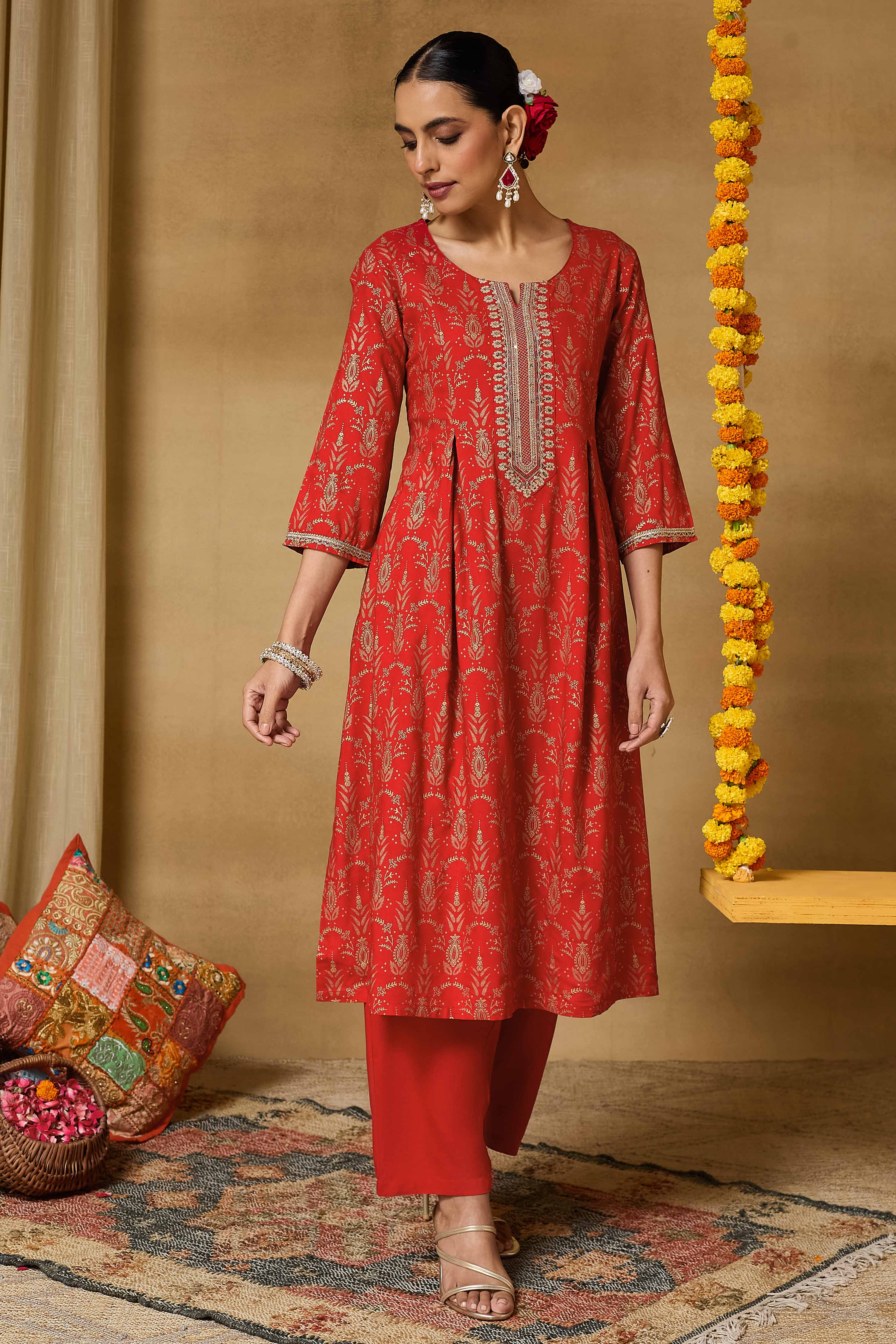 Red Viscose Rayon Straight Printed Suit Set image number 10