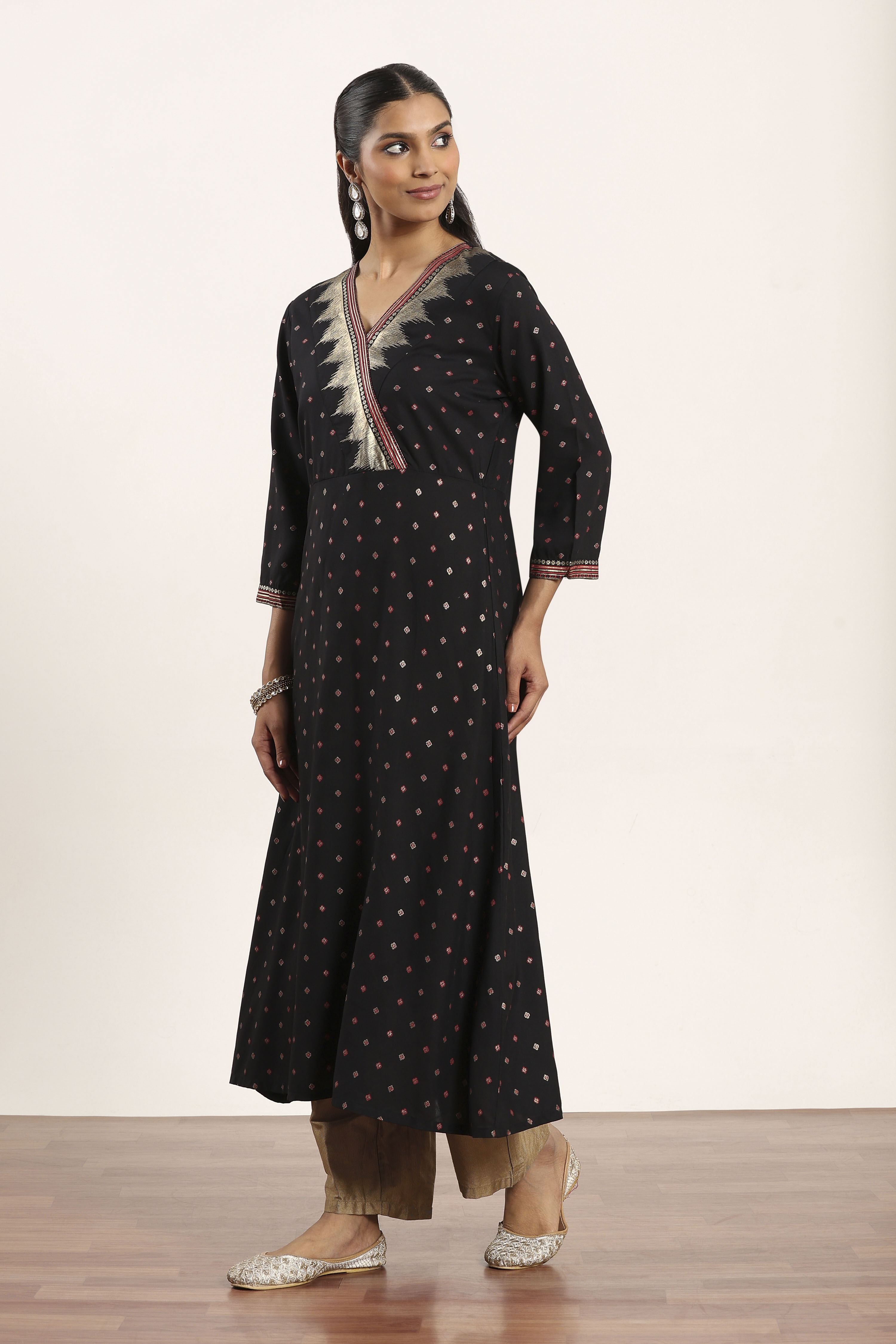 Black Viscose Rayon Straight Kurta Pants Set image number 3