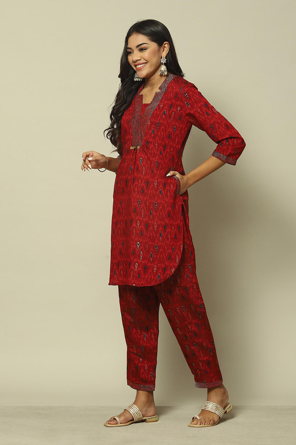 Peacock Blue LIVA Straight Printed Kurta Palazzo Suit Set image number 3