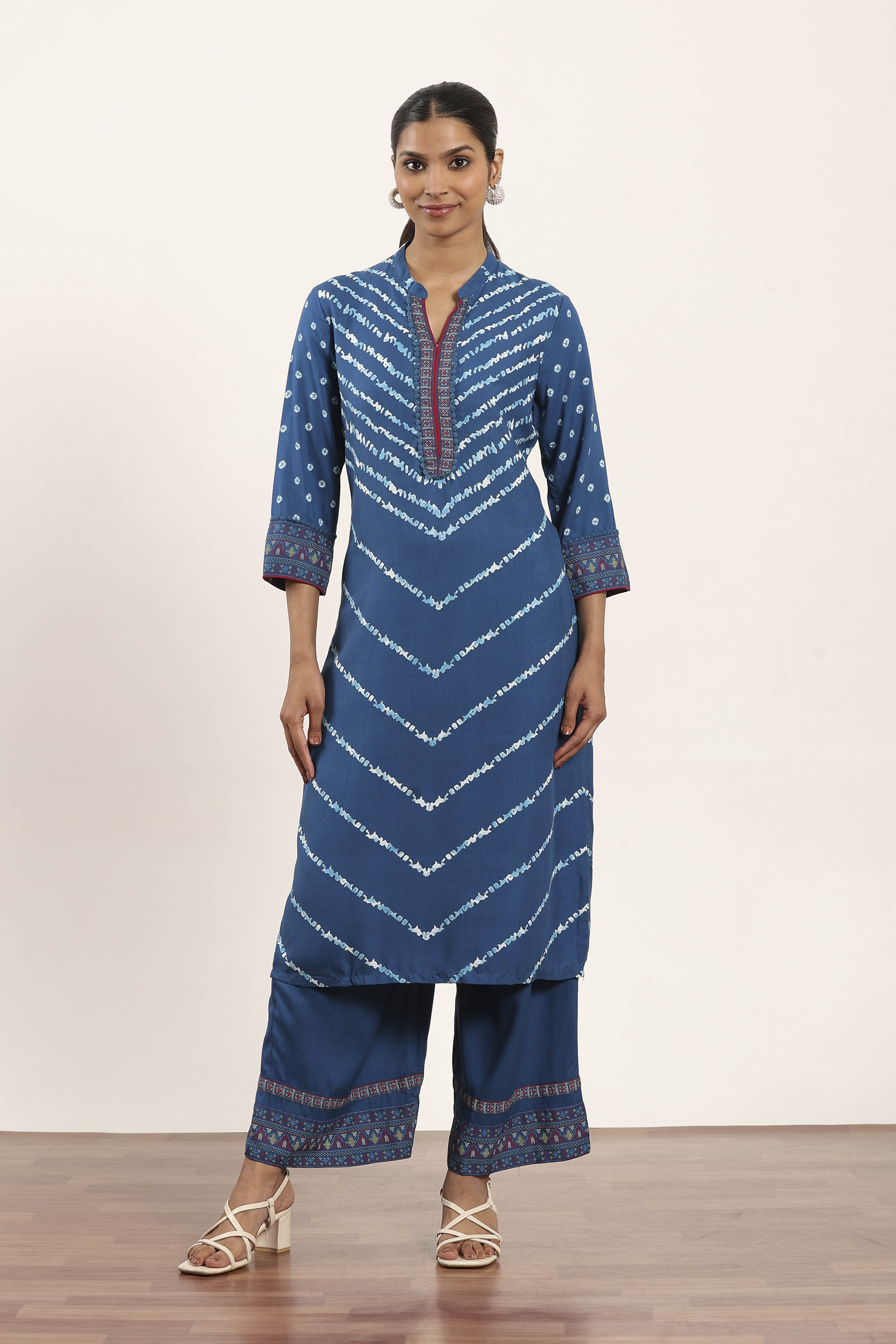 Indigo Blue Viscose Rayon Straight Kurta Pants Set image number 6