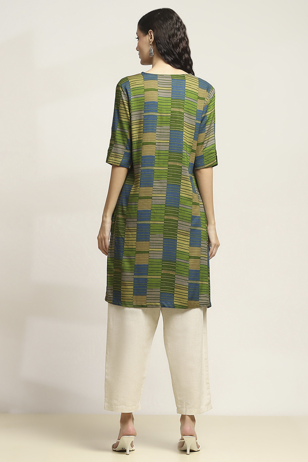 Olive Green Viscose Rayon Printed Straight Kurta image number 3