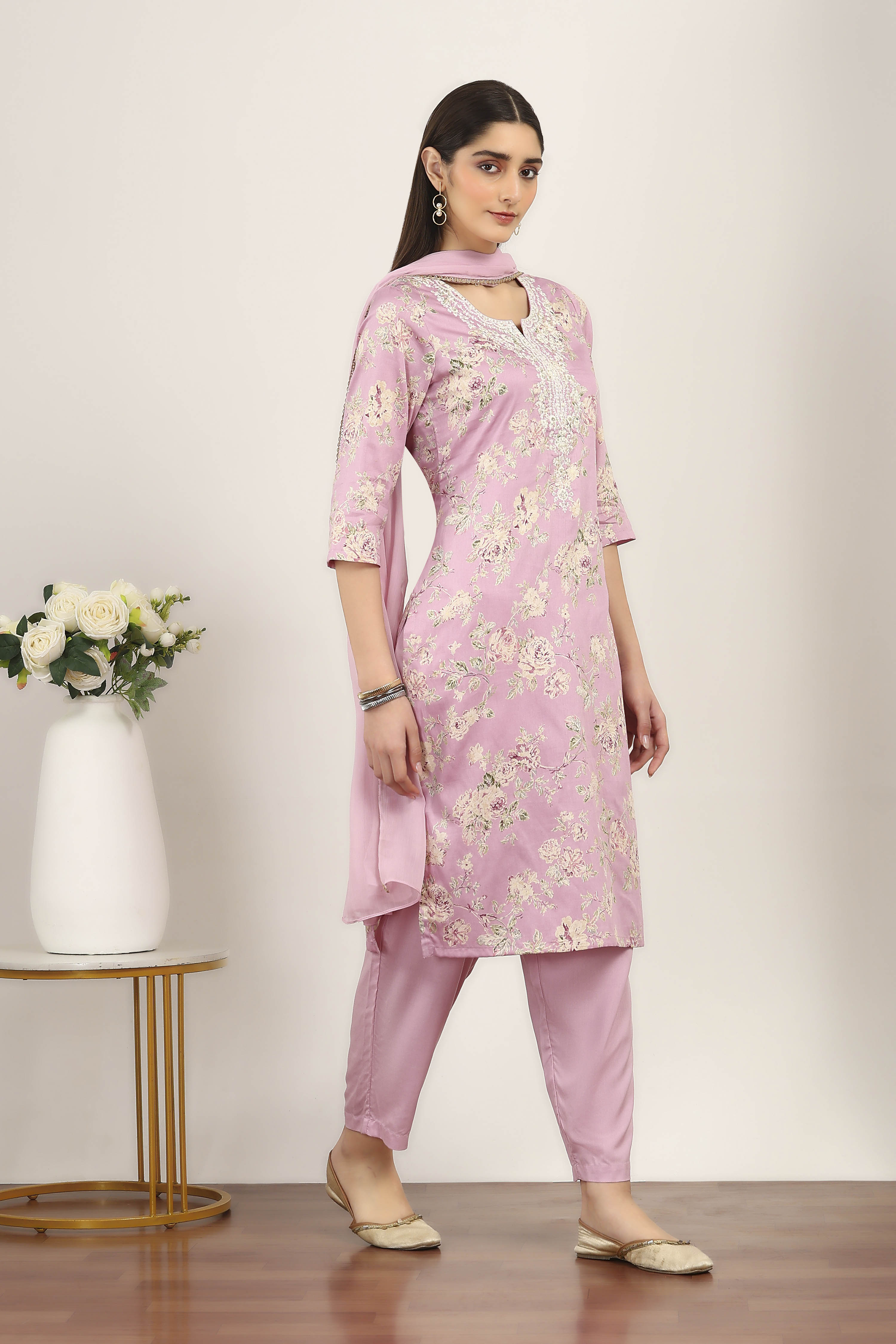 Green Cotton Straight Suit Sets image number 5