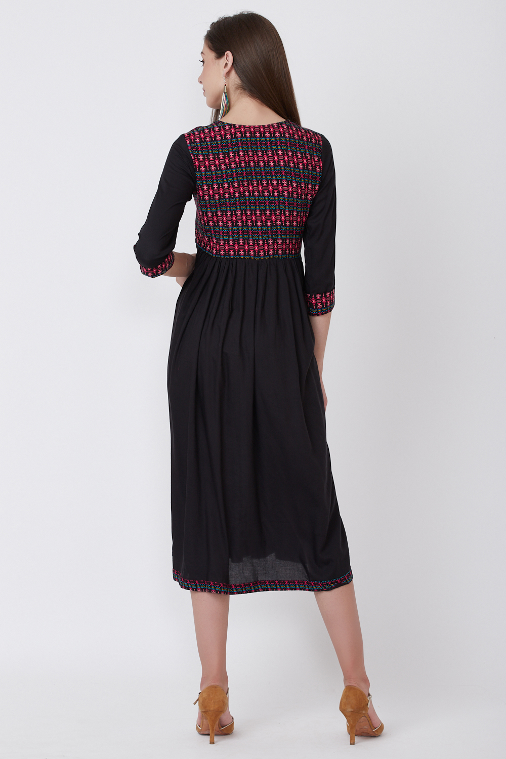 Black Viscose Rayon Flared Dress image number 4