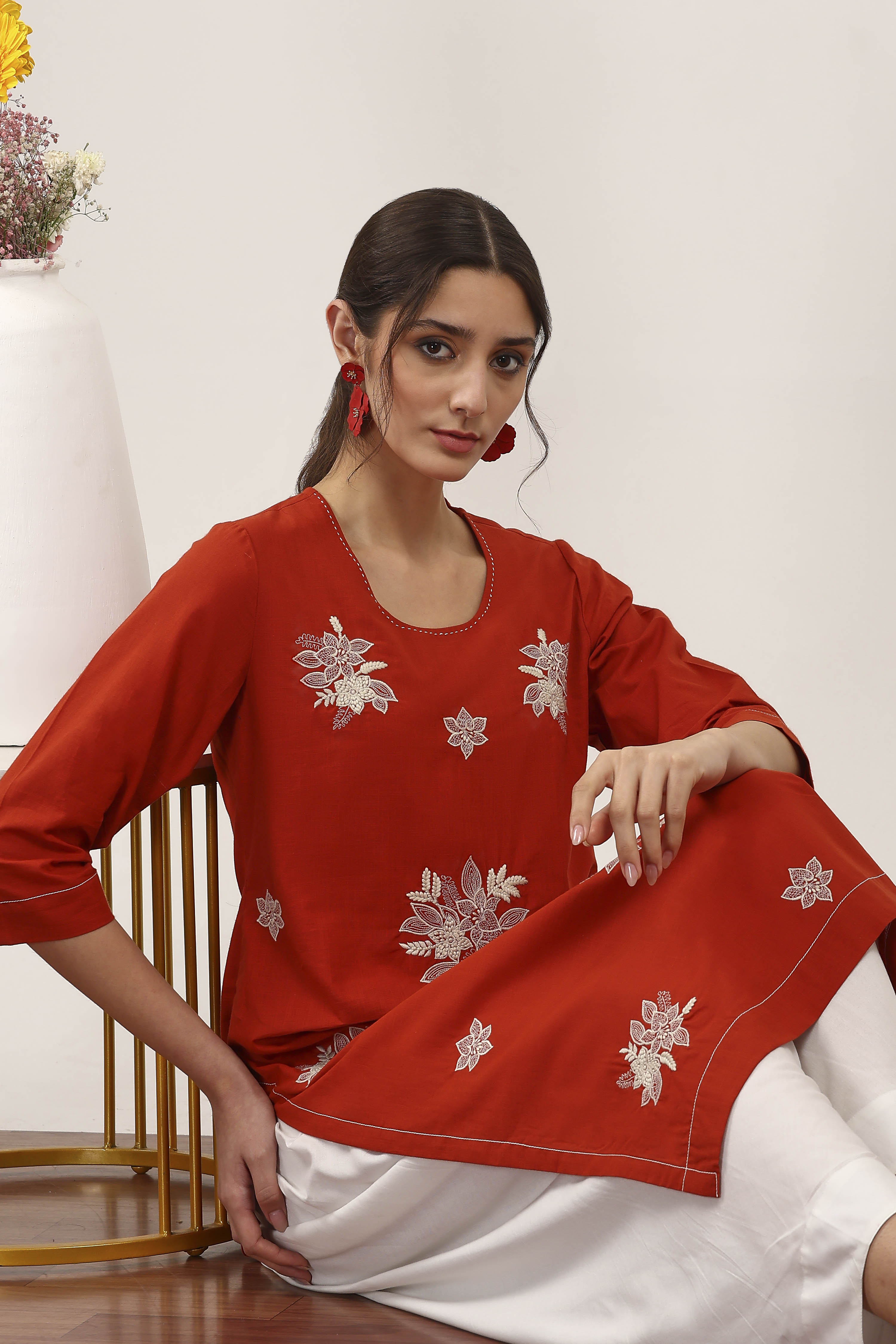 Brown Cotton Straight Kurtas image number 6