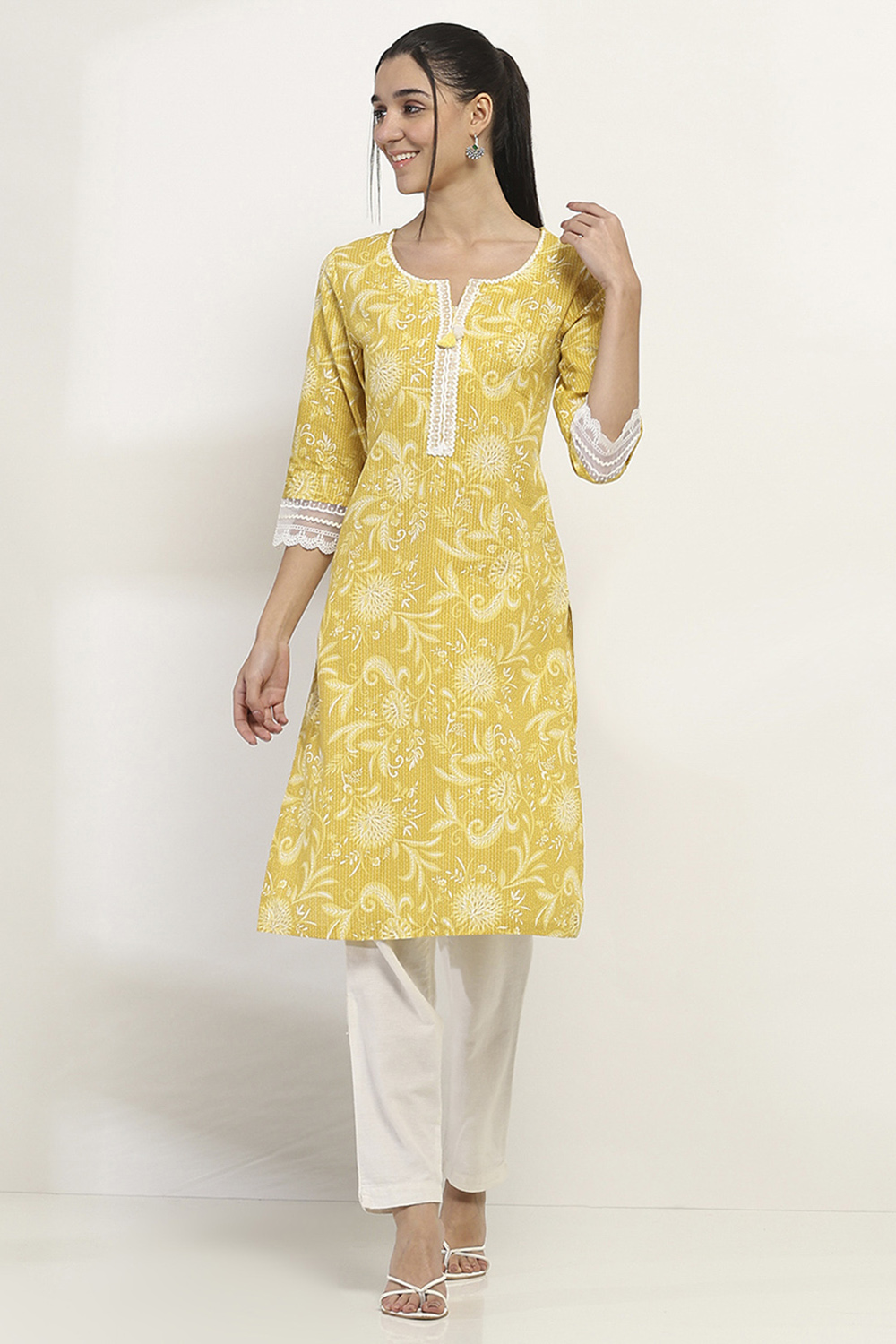 Yellow Cotton Straight Kurta image number 5