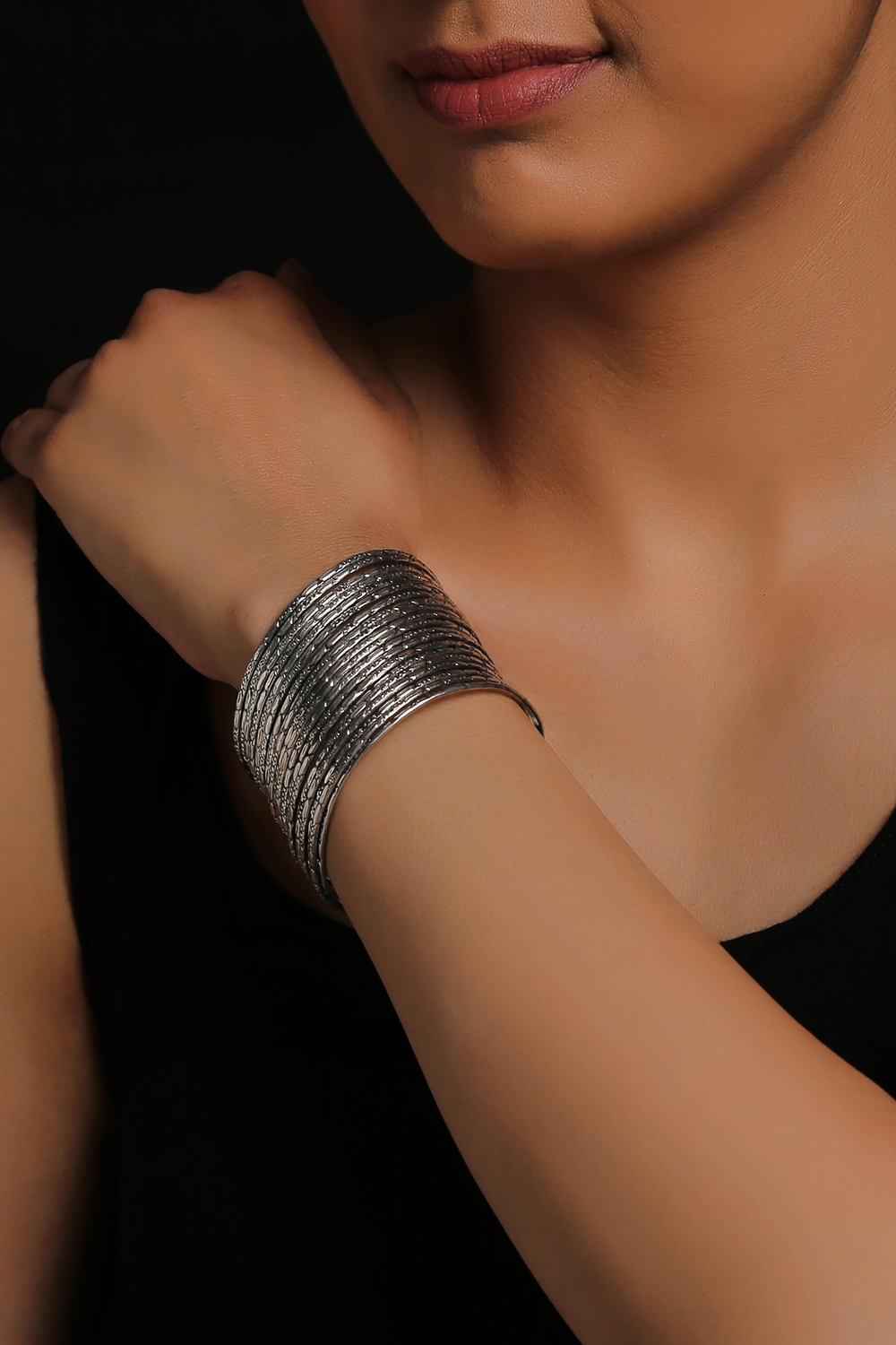 Silver Metal Brass Bracelet image number 1