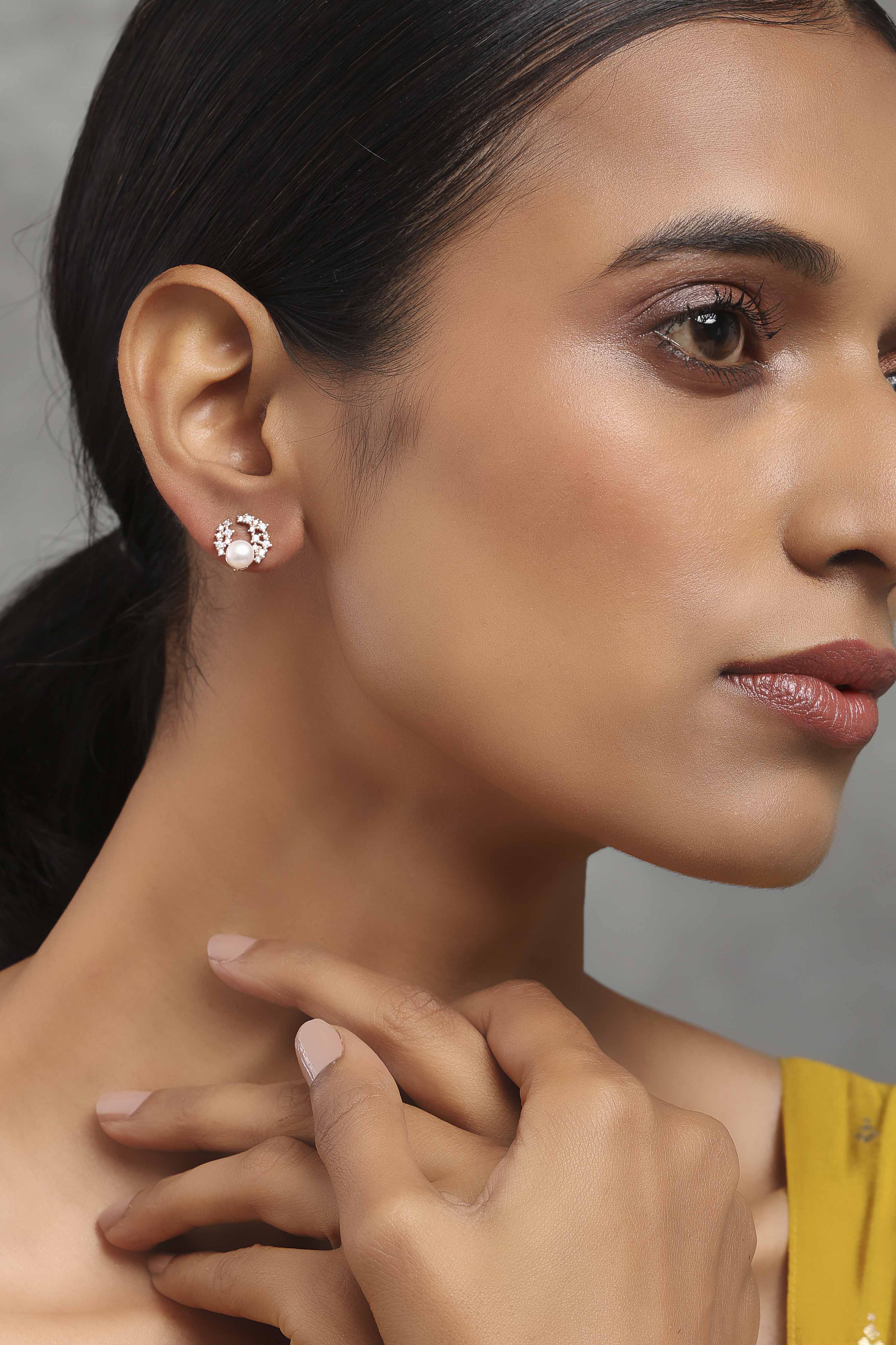 White Brass Studs image number 3