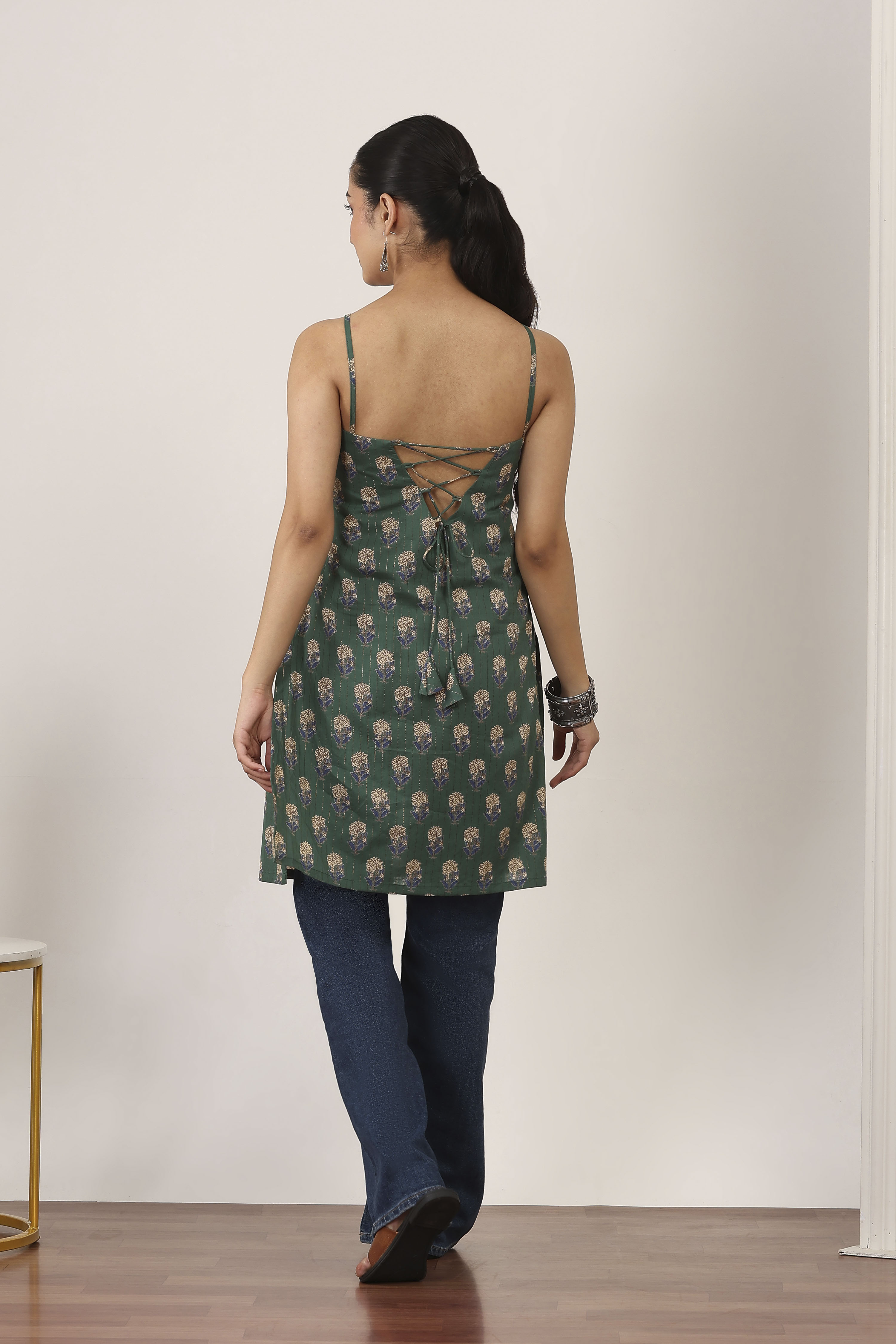 Green Cotton Straight Kurtas image number 3