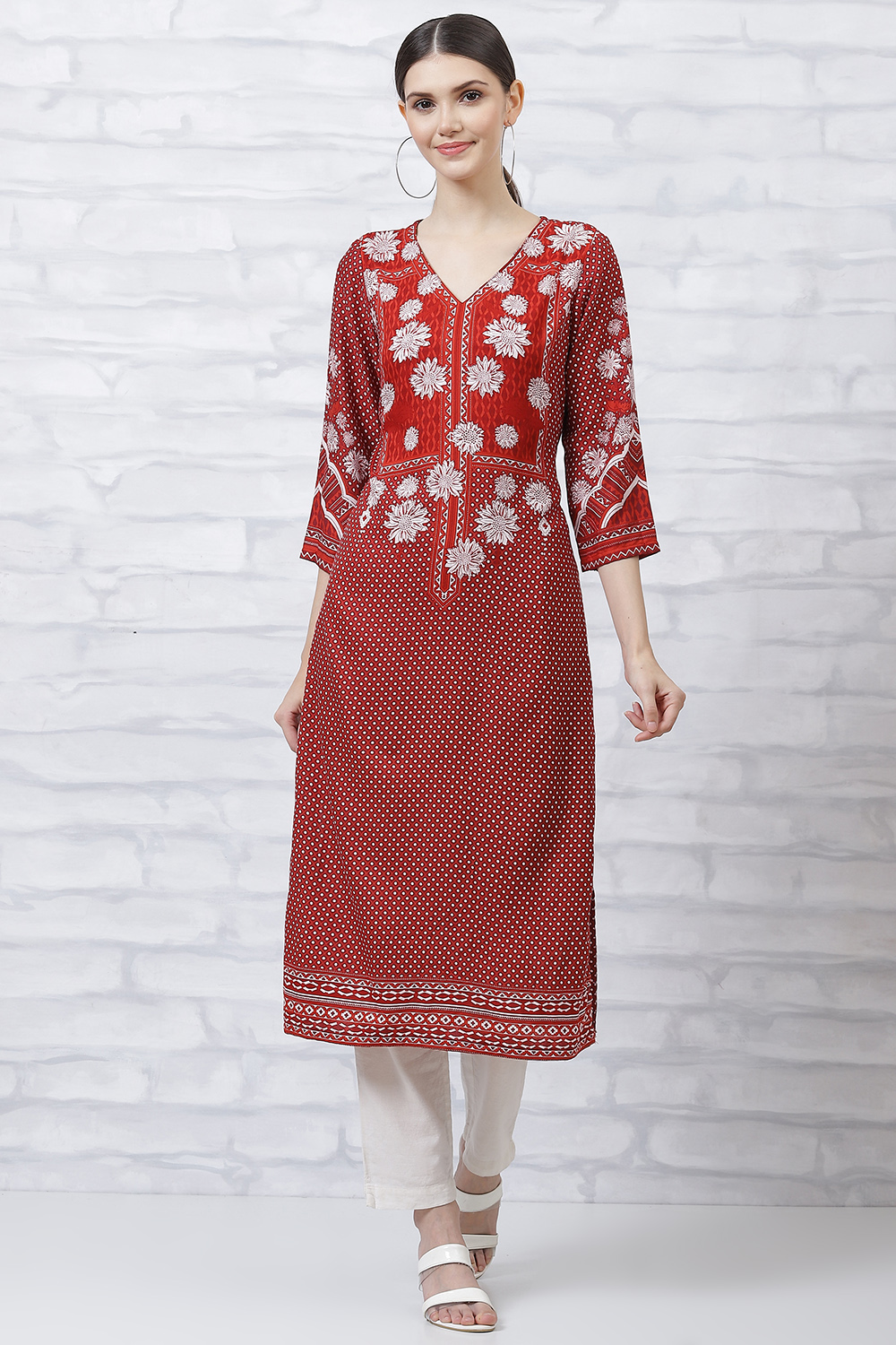 Rust LIVA Straight Kurta image number 0