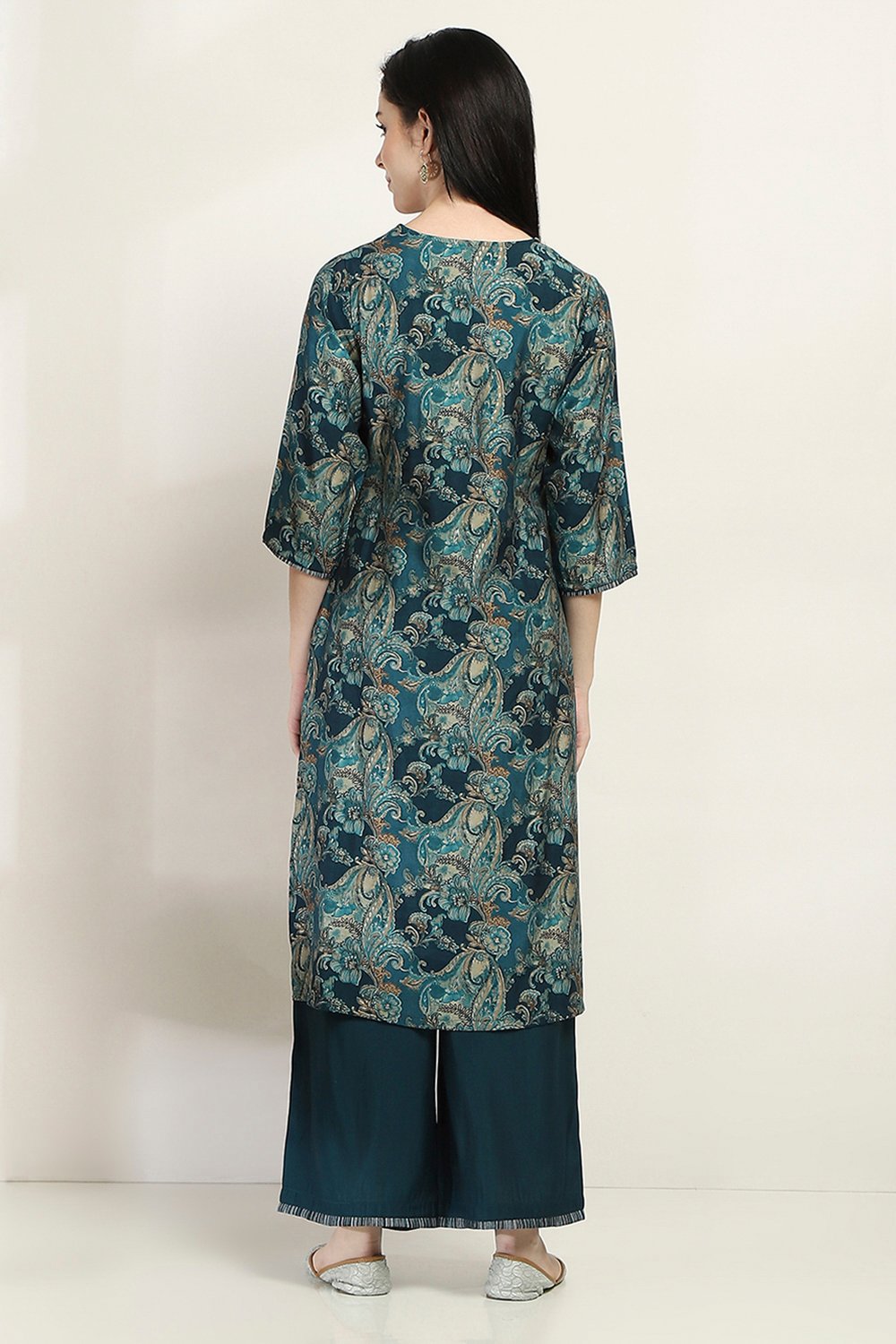 Green Viscose Blend Straight Suit Set image number 4