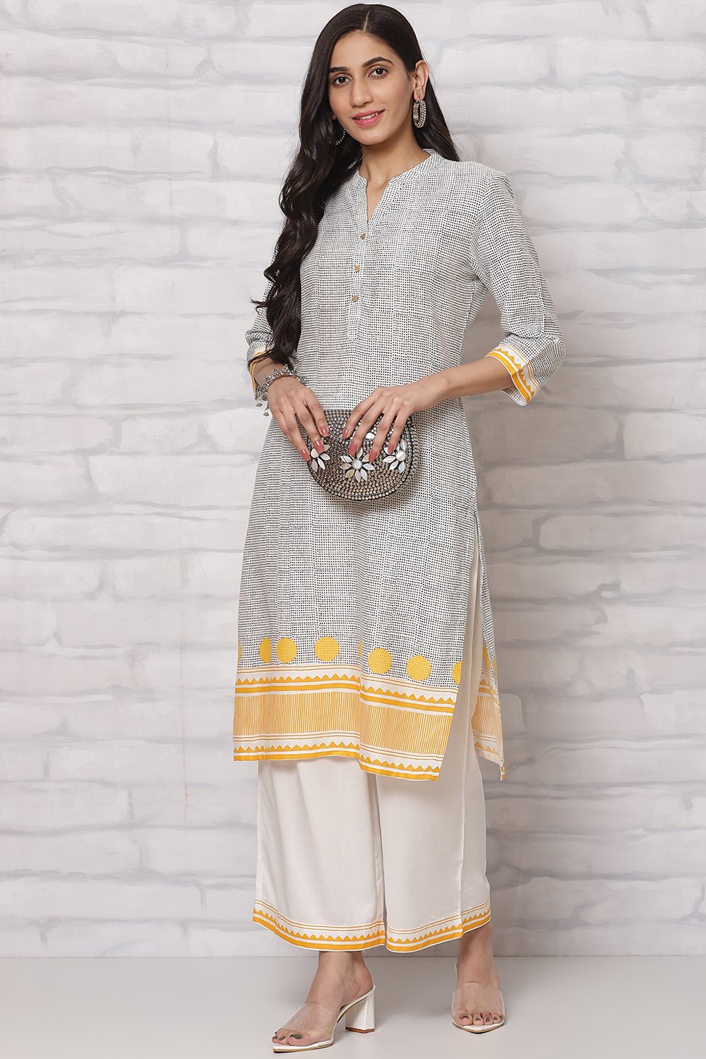 Off White LIVA Kurta Set image number 6