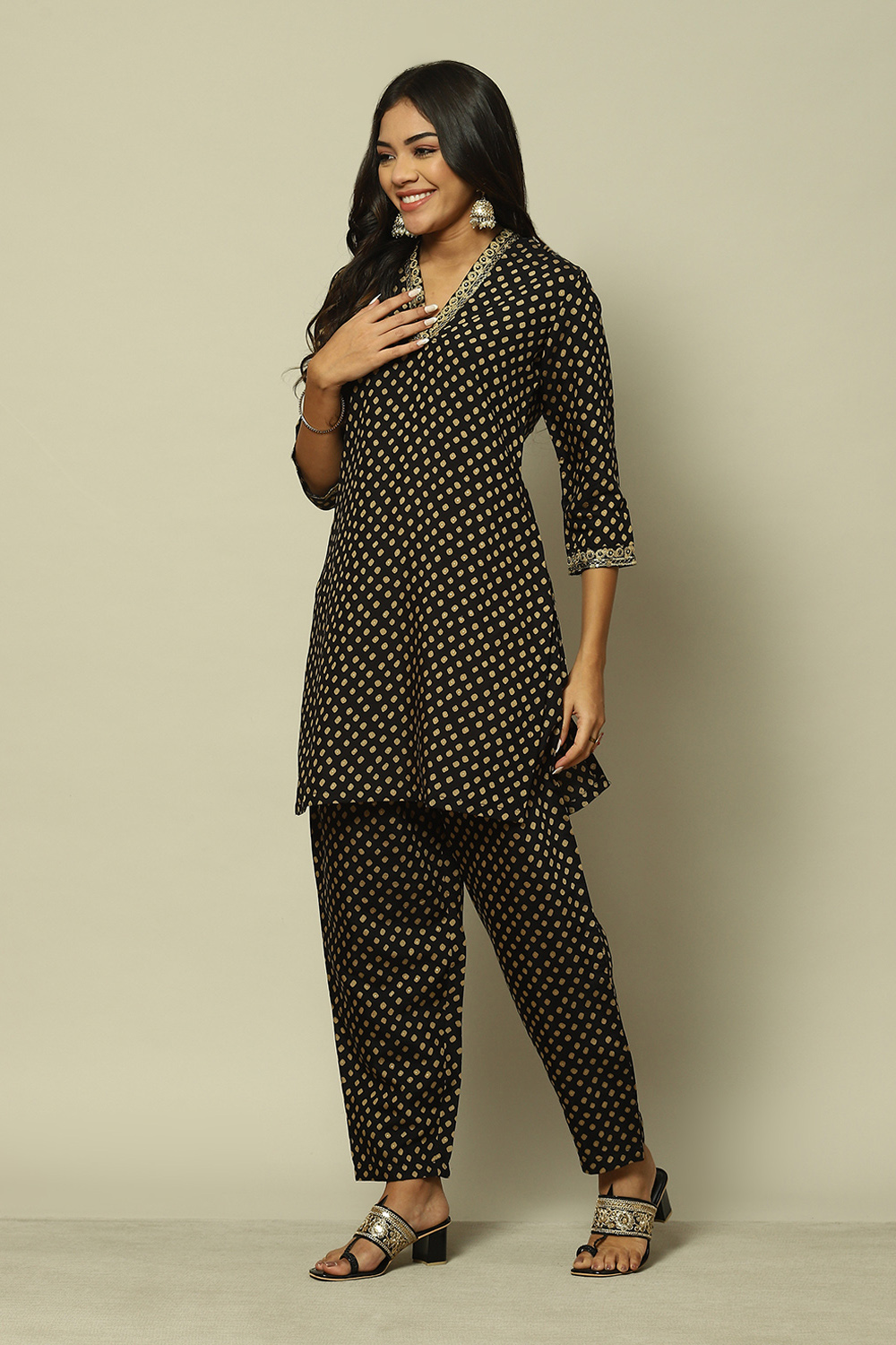 Black LIVA LIVA Straight Printed Kurta Palazzo Suit Set image number 3