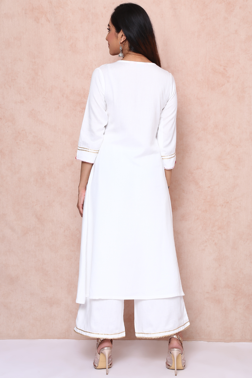 White Viscose A Line Suit Set image number 7