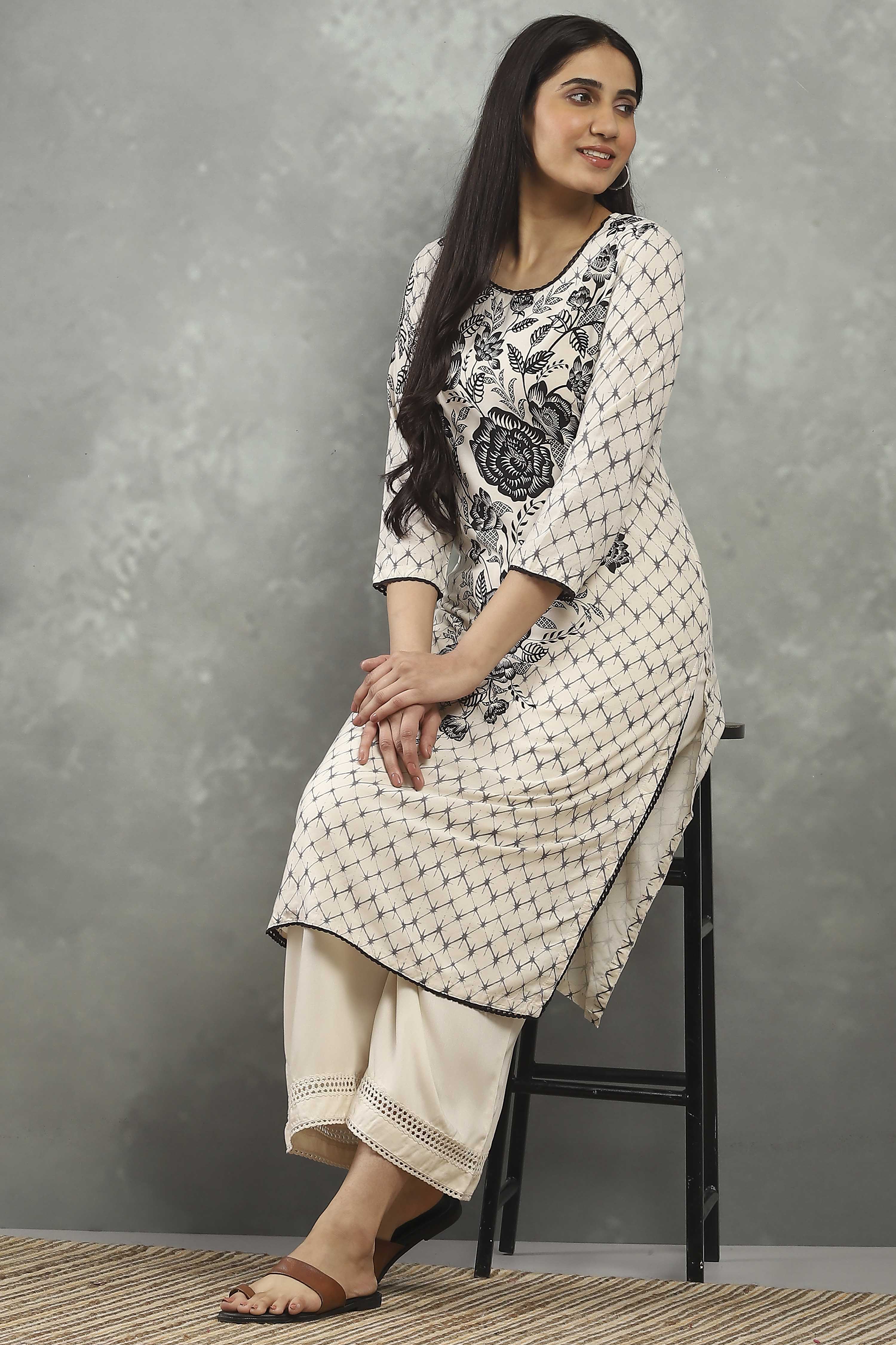 Off White Viscose Straight Kurta Pants Set image number 0