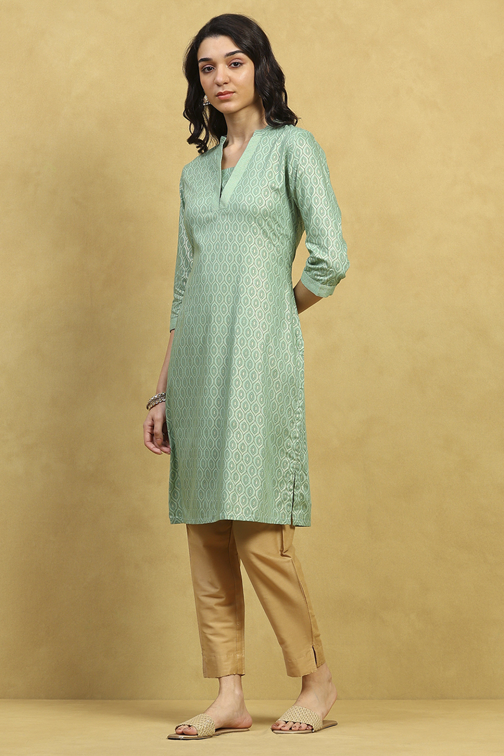 Green Viscose Rayon Printed Straight Kurta image number 2
