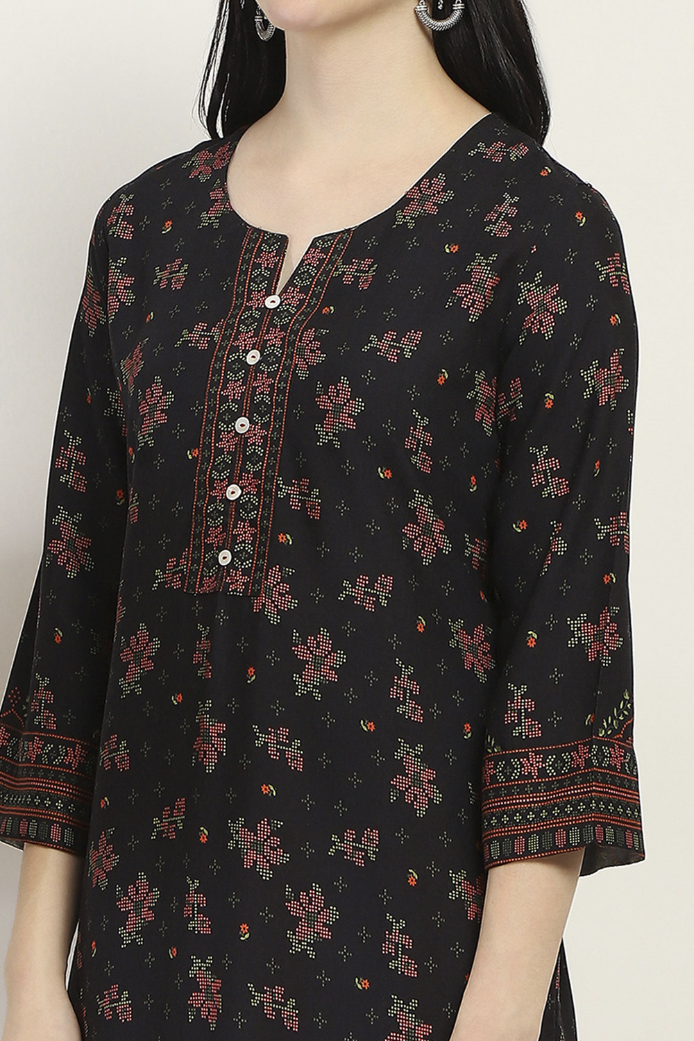 Black Viscose Rayon Straight Kurta image number 1