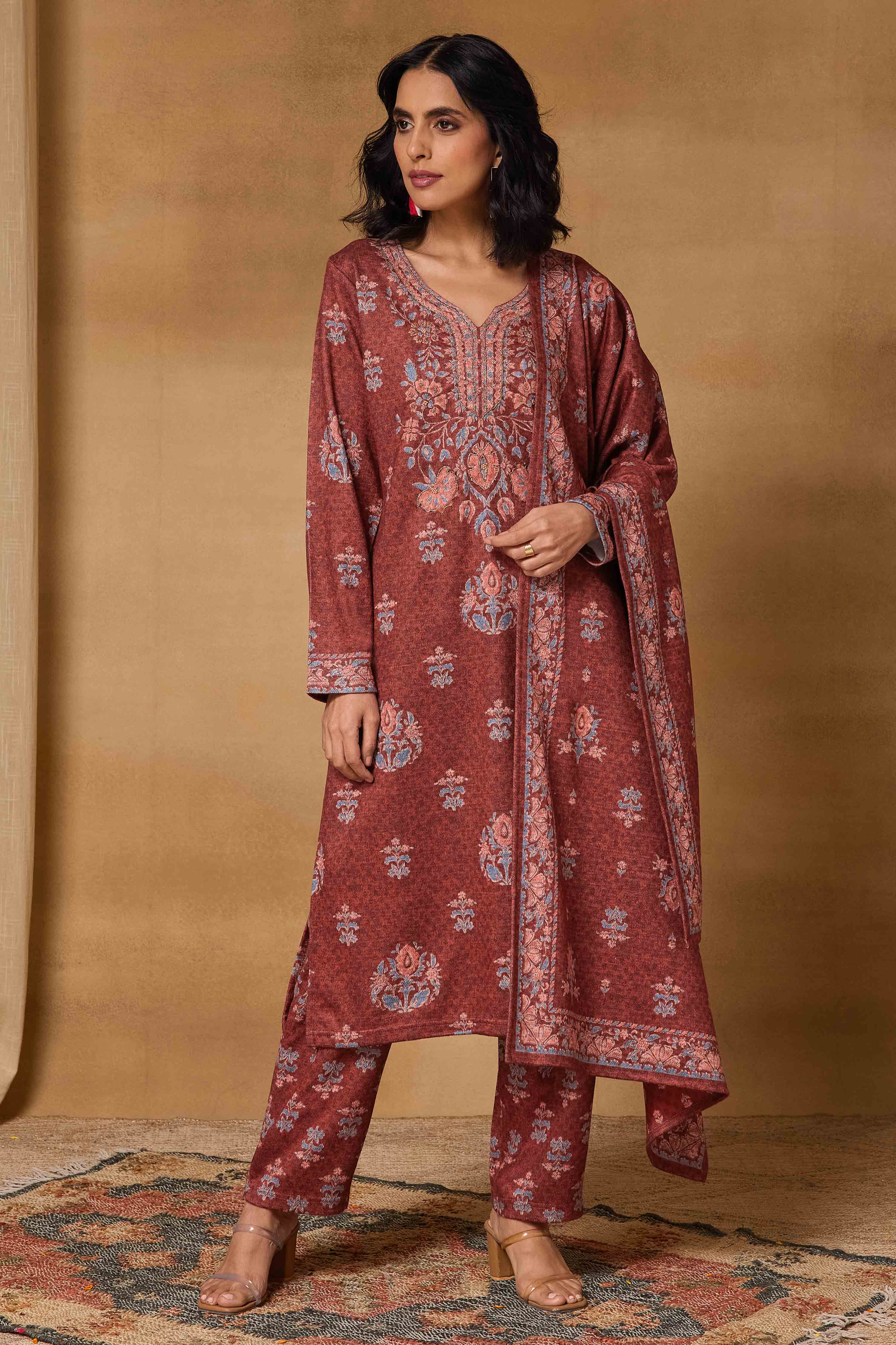 Red Polyester Straight Printed Suit Set image number 7
