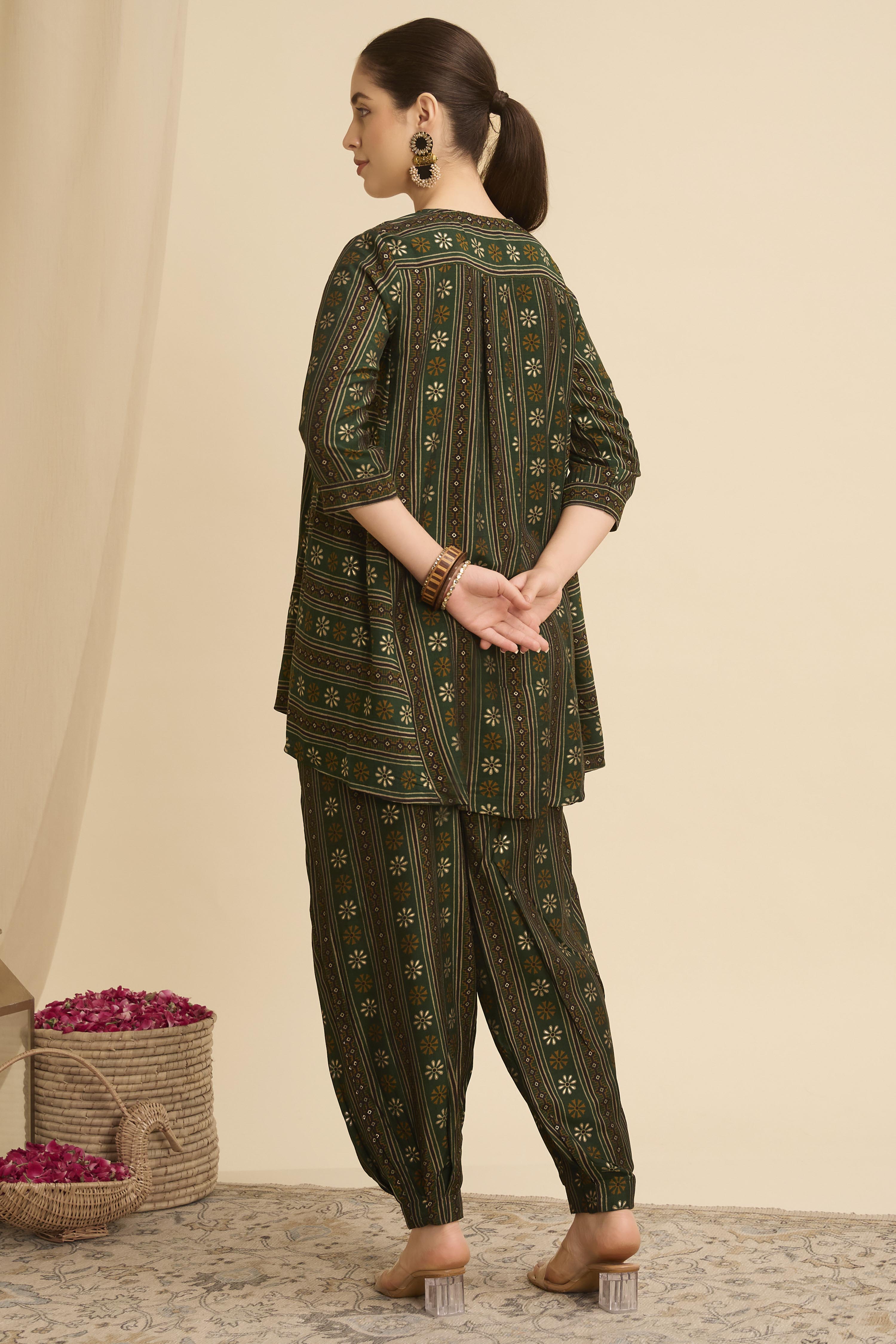 Green Viscose Blend Asymmetric Printed  image number 5