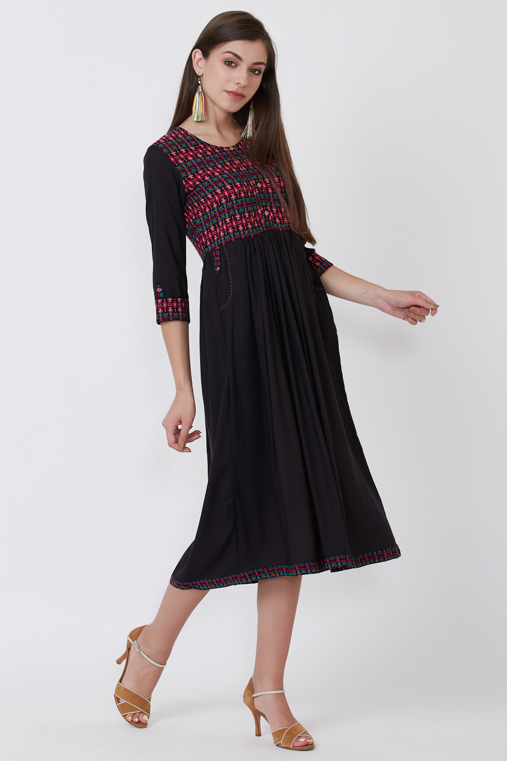 Black Viscose Rayon Flared Dress image number 3
