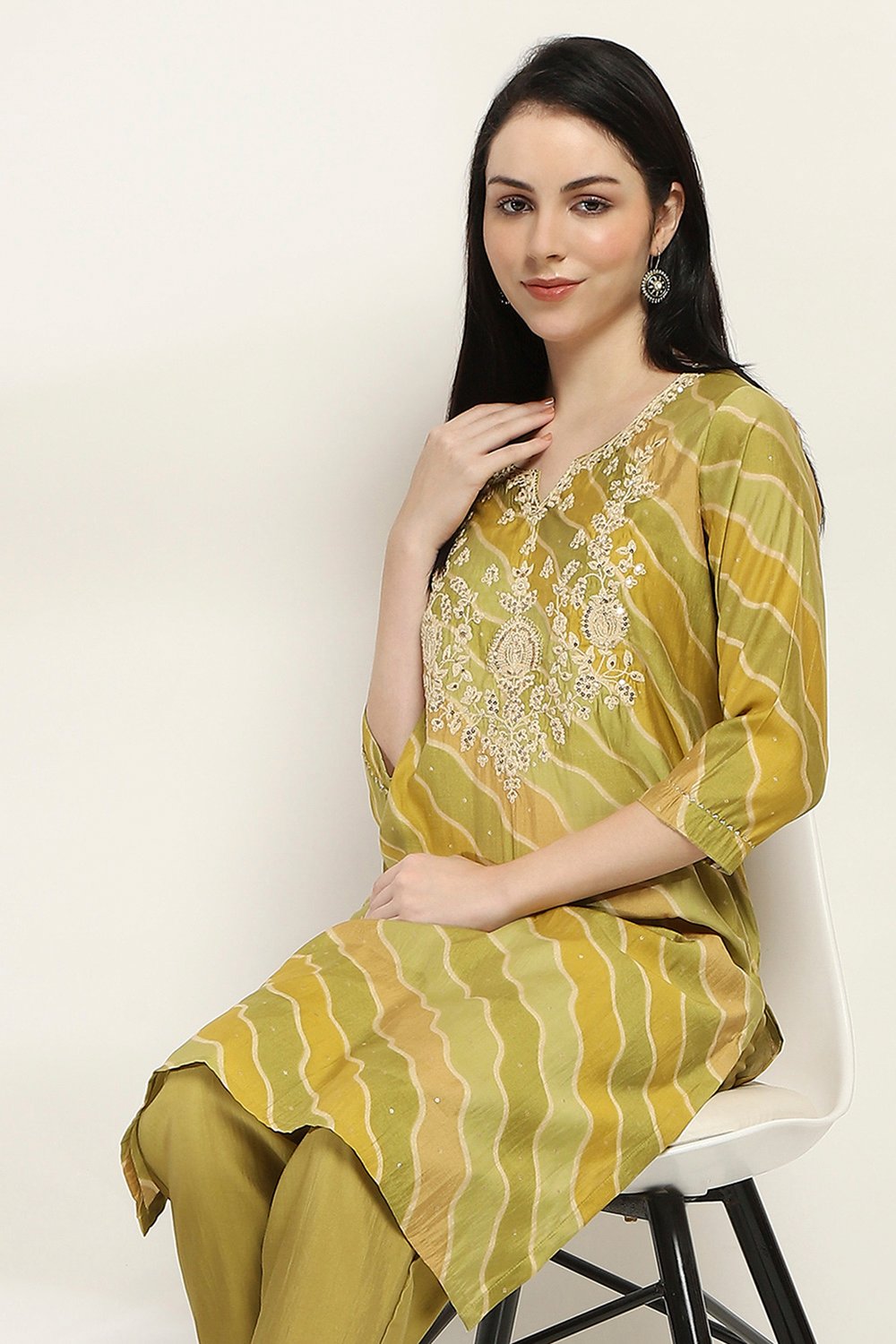 Olive Viscose Blend Straight Set image number 7