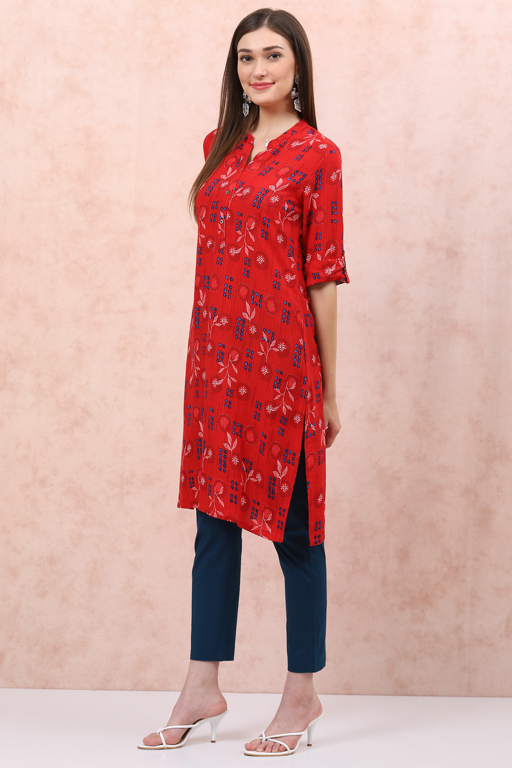Indigo LIVA Straight Kurta image number 2