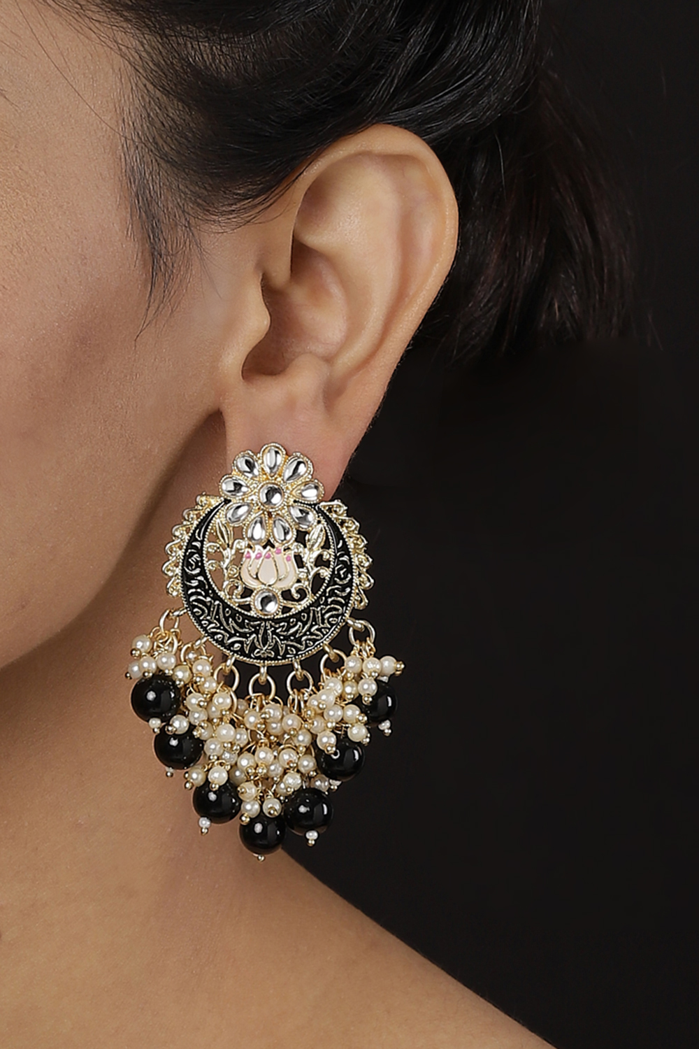 Black Metal Brass Earrings image number 1