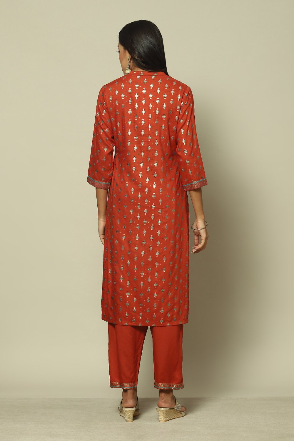 Pink LIVA Straight Printed Kurta Palazzo Suit Set image number 4