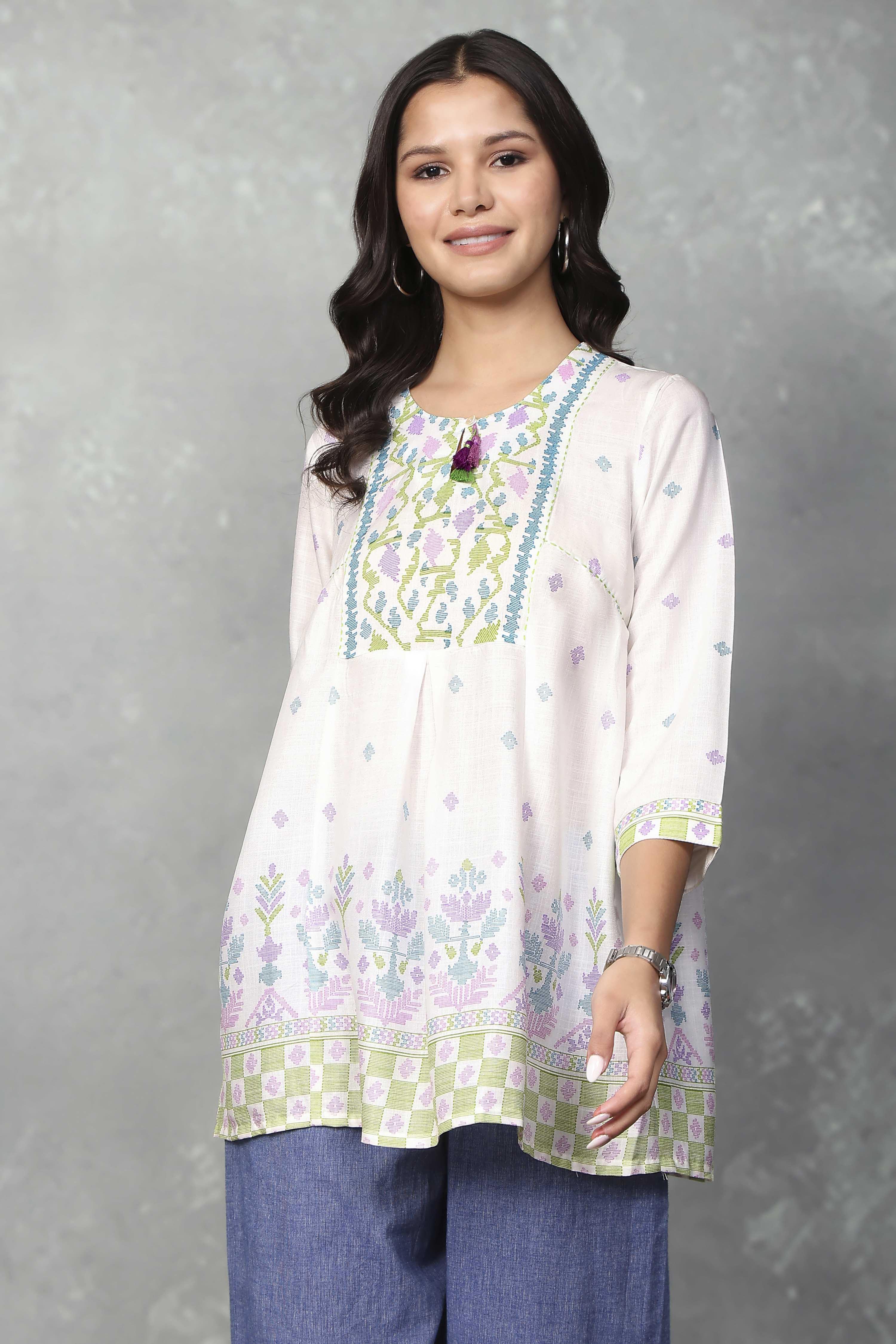 White Rayon Kalidar Tops image number 5