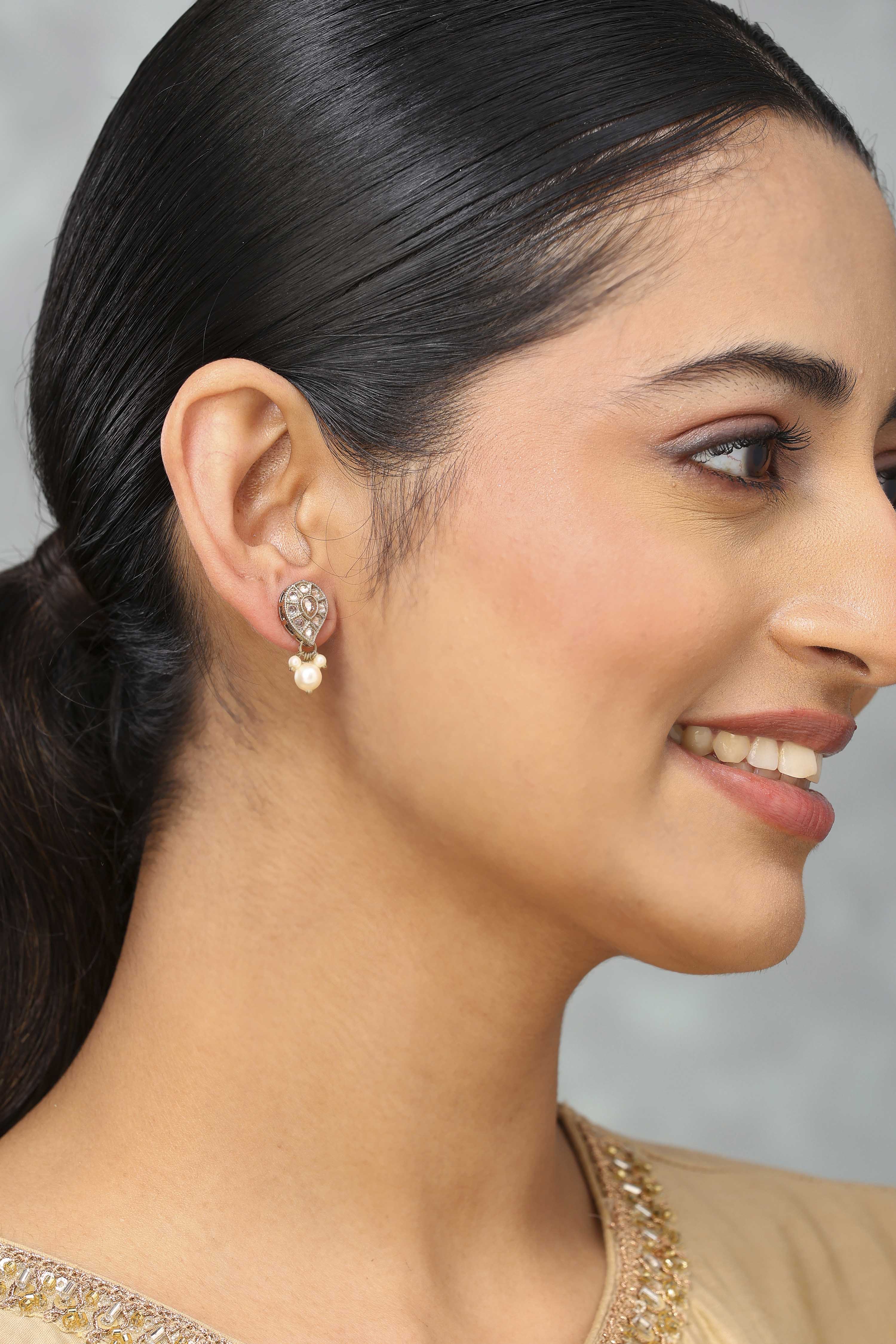 Champagne Brass Studs image number 3