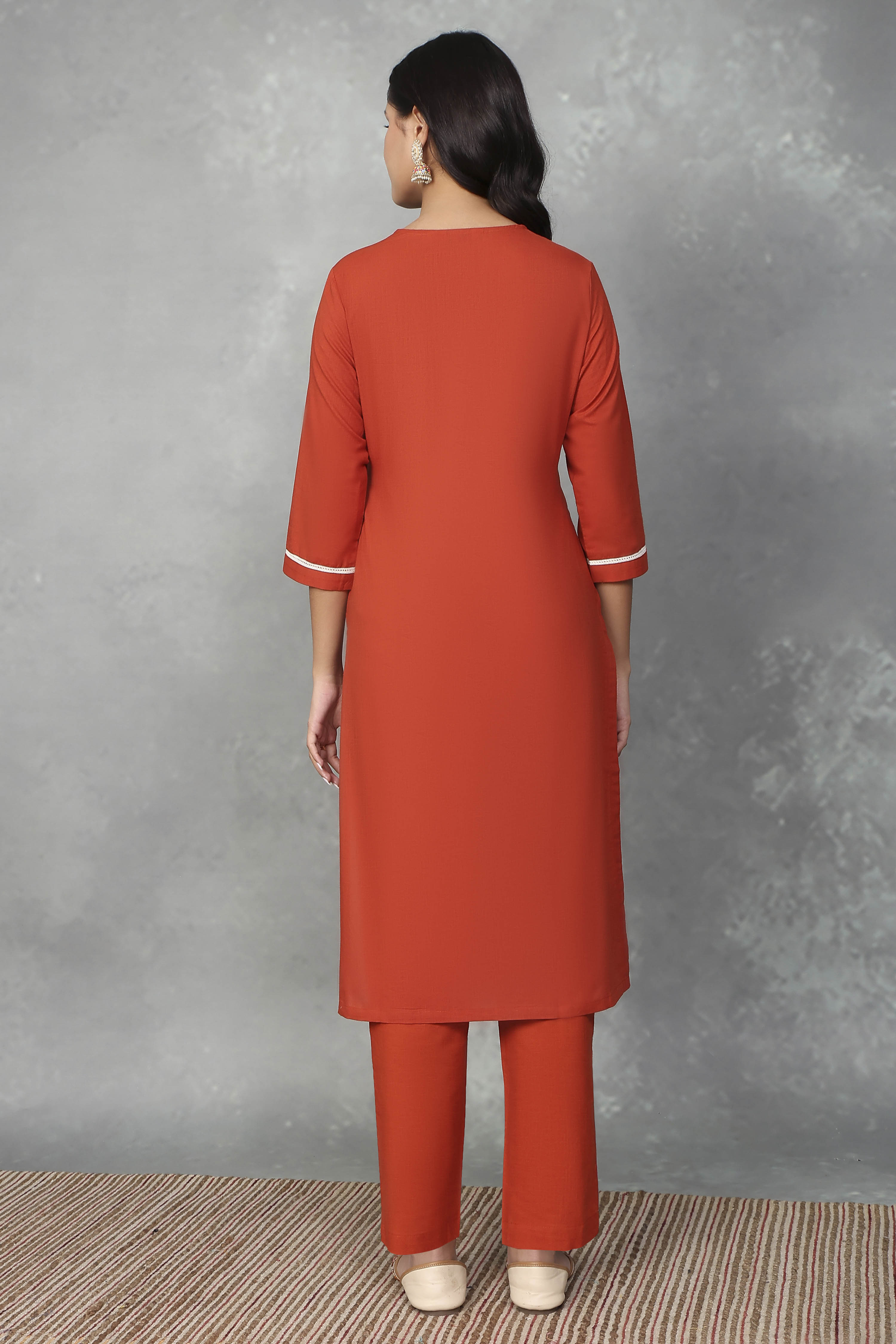 Brown Cotton Straight Suit Sets image number 4